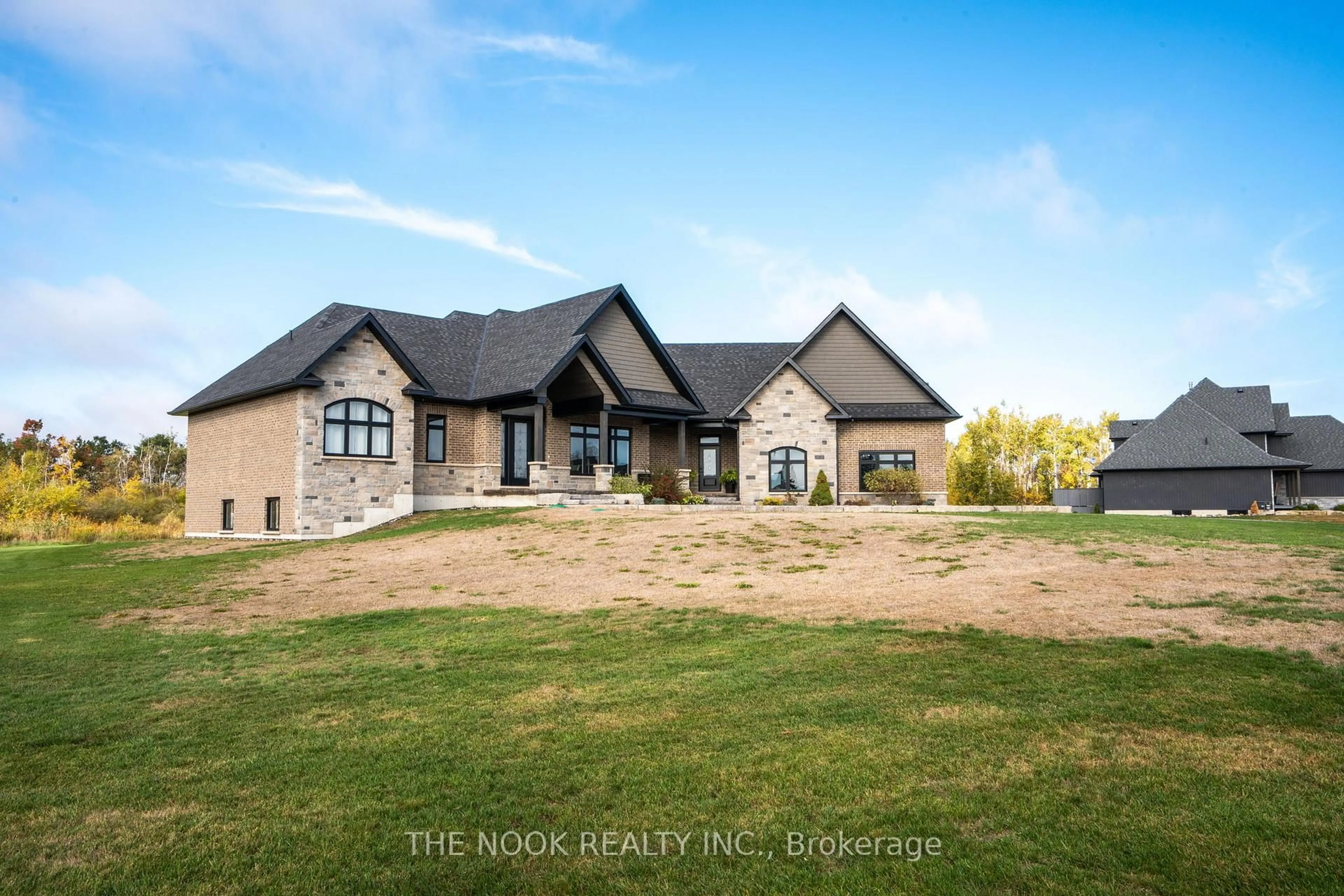 A pic from outside/outdoor area/front of a property/back of a property/a pic from drone, unknown for 46 Westlake Crt, Kawartha Lakes Ontario K0M 1G0