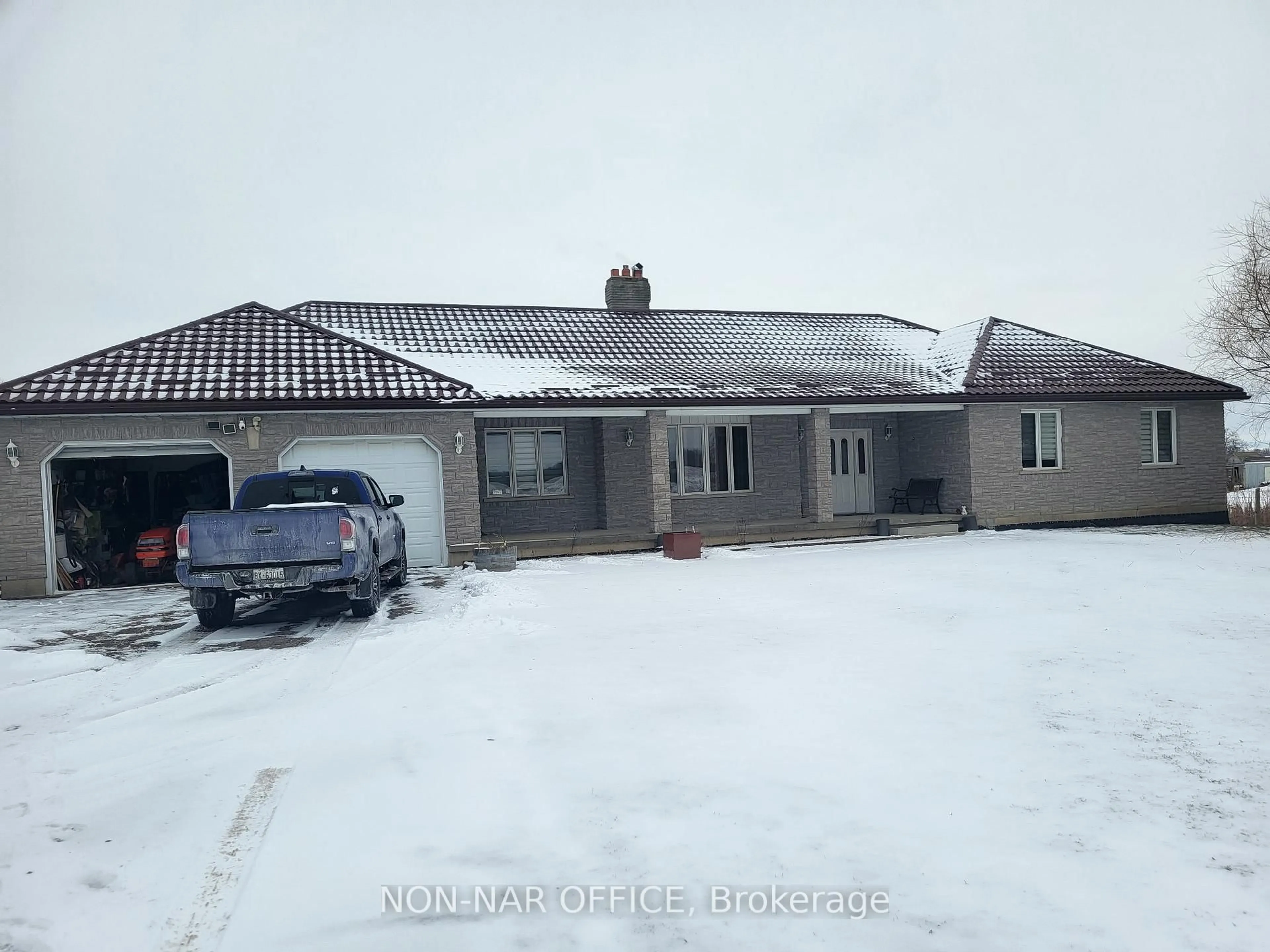 A pic from outside/outdoor area/front of a property/back of a property/a pic from drone, unknown for 3088 Haldimand 9 Rd, Haldimand Ontario N0A 1R0