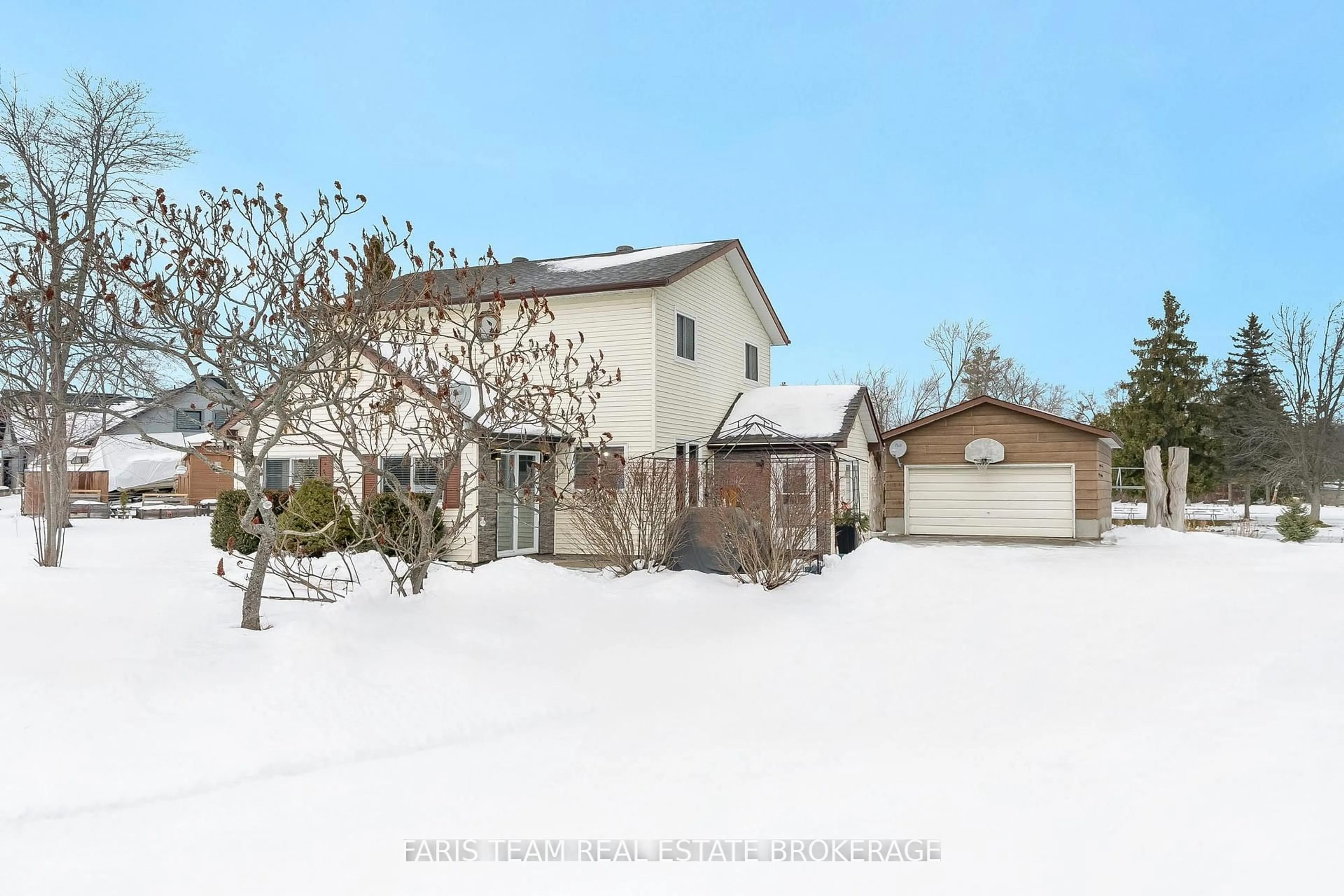 A pic from outside/outdoor area/front of a property/back of a property/a pic from drone, street for 57 Port Severn Rd, Georgian Bay Ontario L0K 1S0