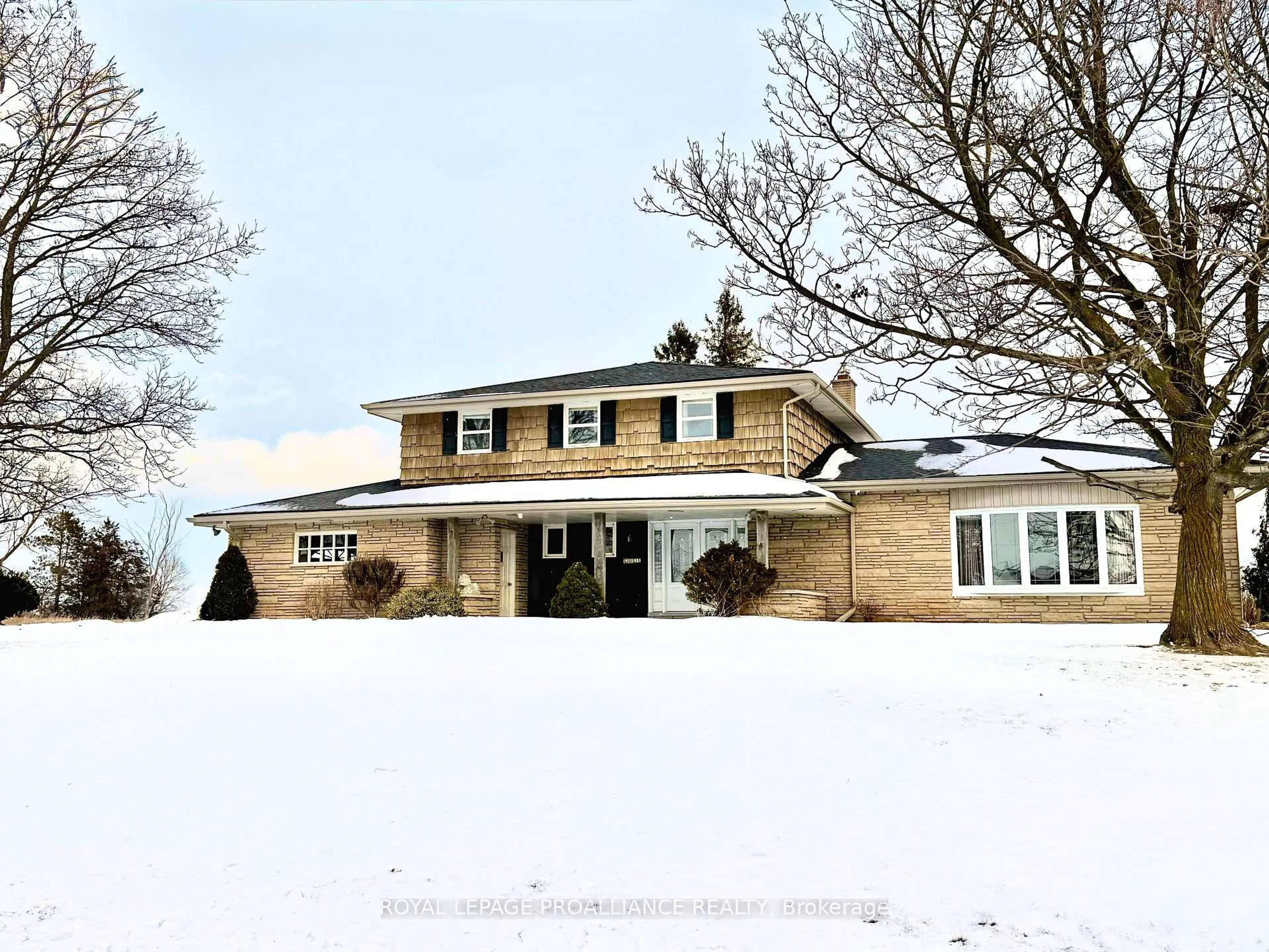 Home with vinyl exterior material, street for 6864 Highway 62, Belleville Ontario K8N 0L7