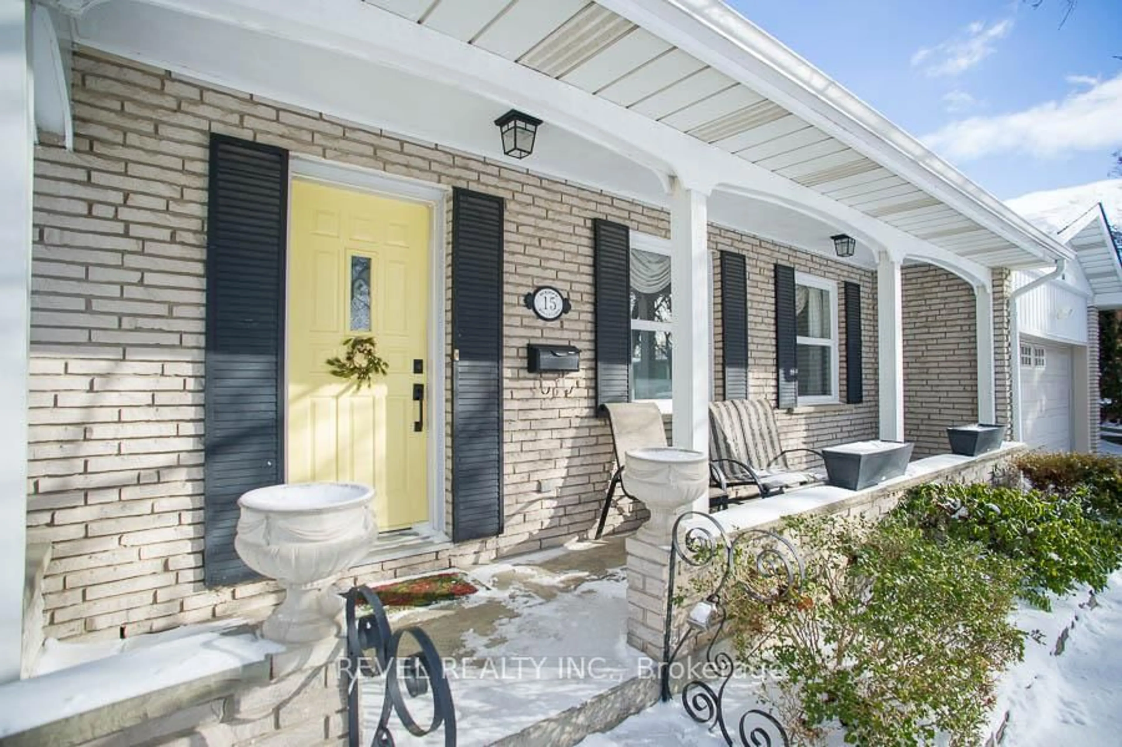 Home with brick exterior material, street for 15 Burdock Blvd, Brantford Ontario N3R 6B5