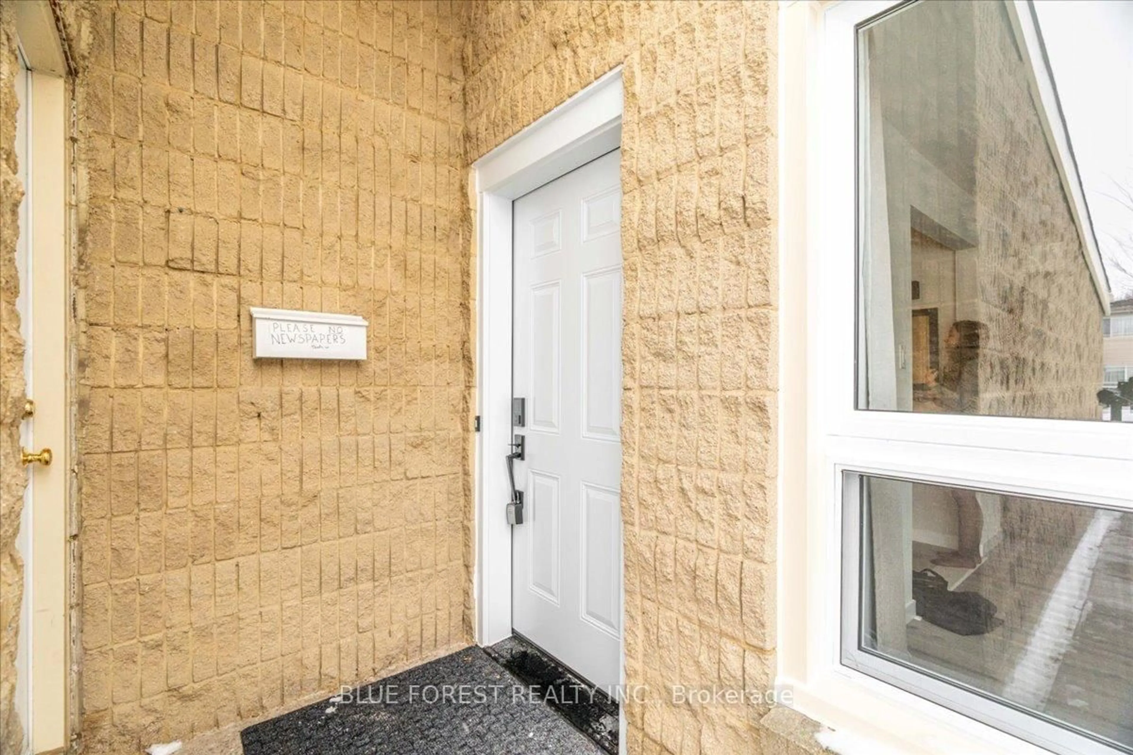 Indoor entryway for 1460 Limberlost Rd #50, London North Ontario N6G 2C6