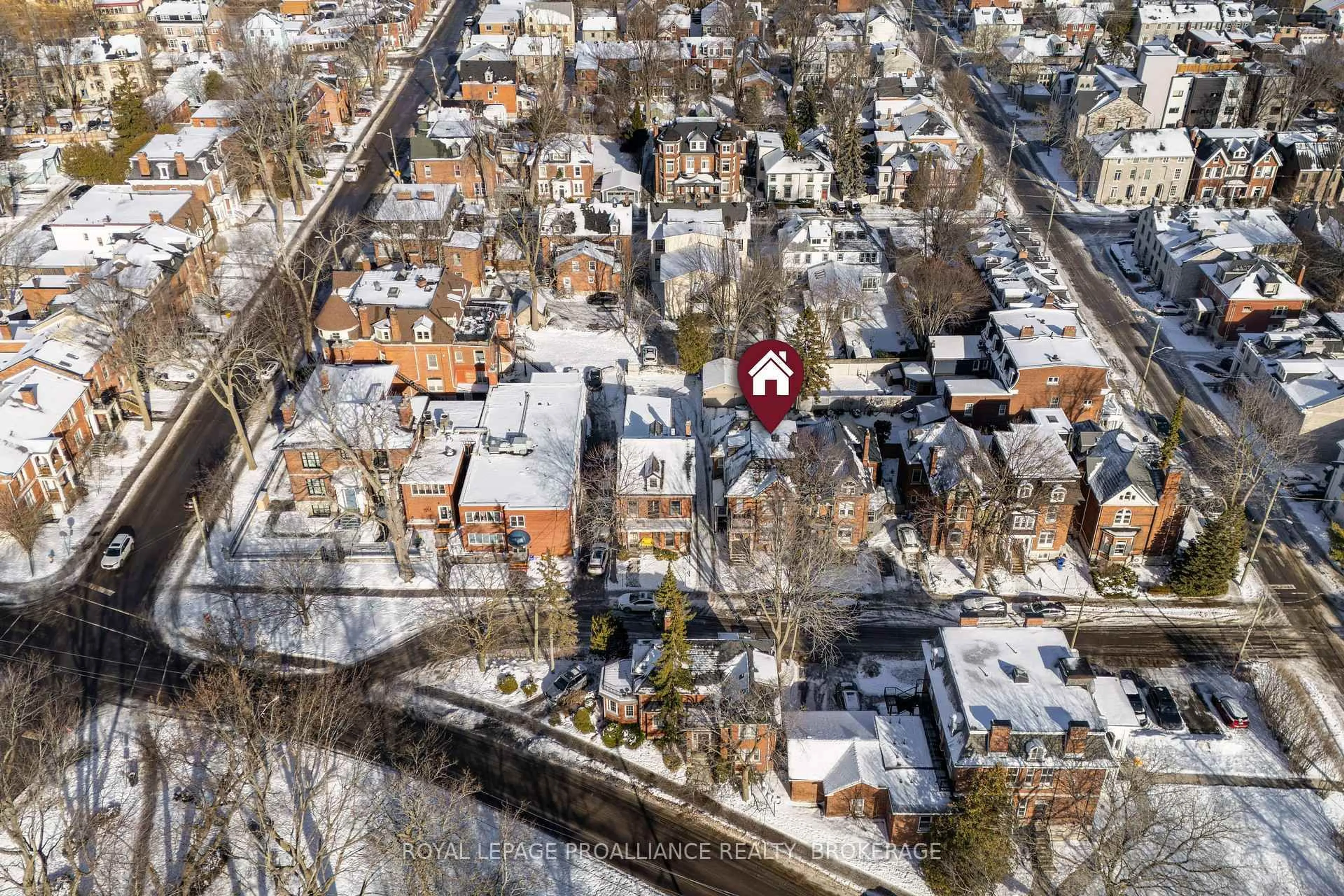 A pic from outside/outdoor area/front of a property/back of a property/a pic from drone, street for 105 Lower Union St, Kingston Ontario K7L 2N3