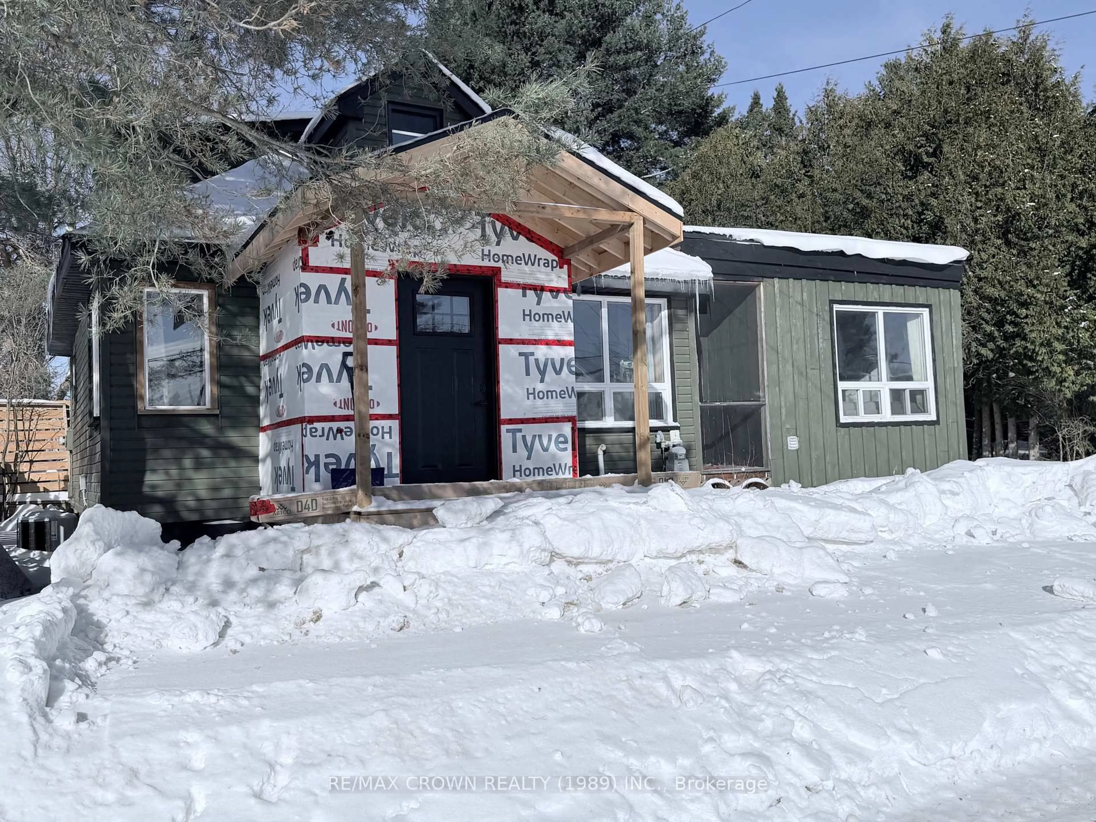 Shed for 156 Main St, Sundridge Ontario P0A 1Z0