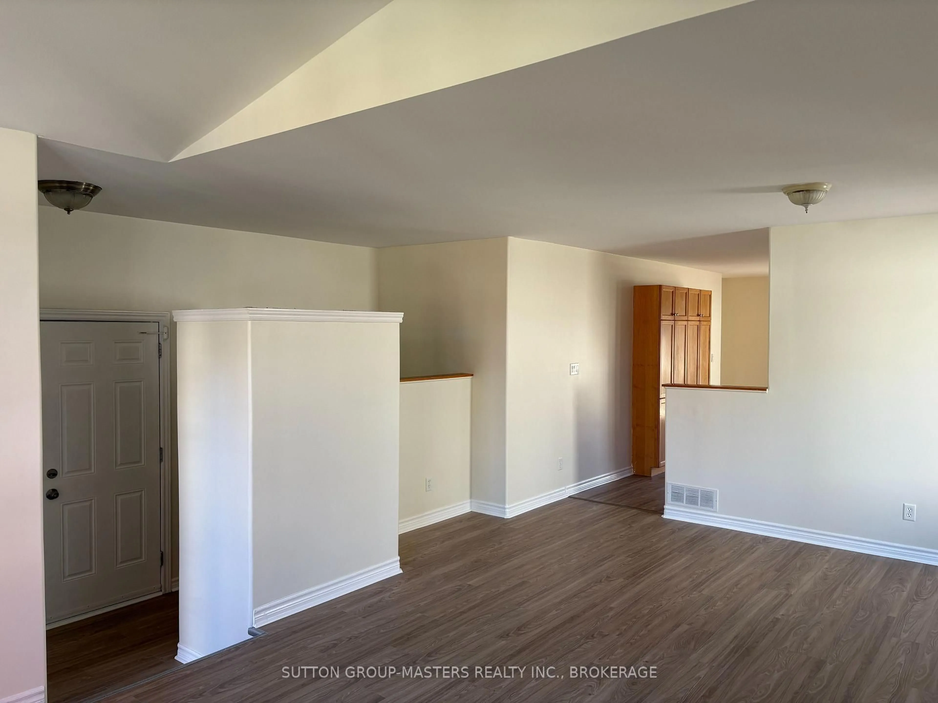 A pic of a room for 365 Boxwood St, Kingston Ontario K7M 9C3