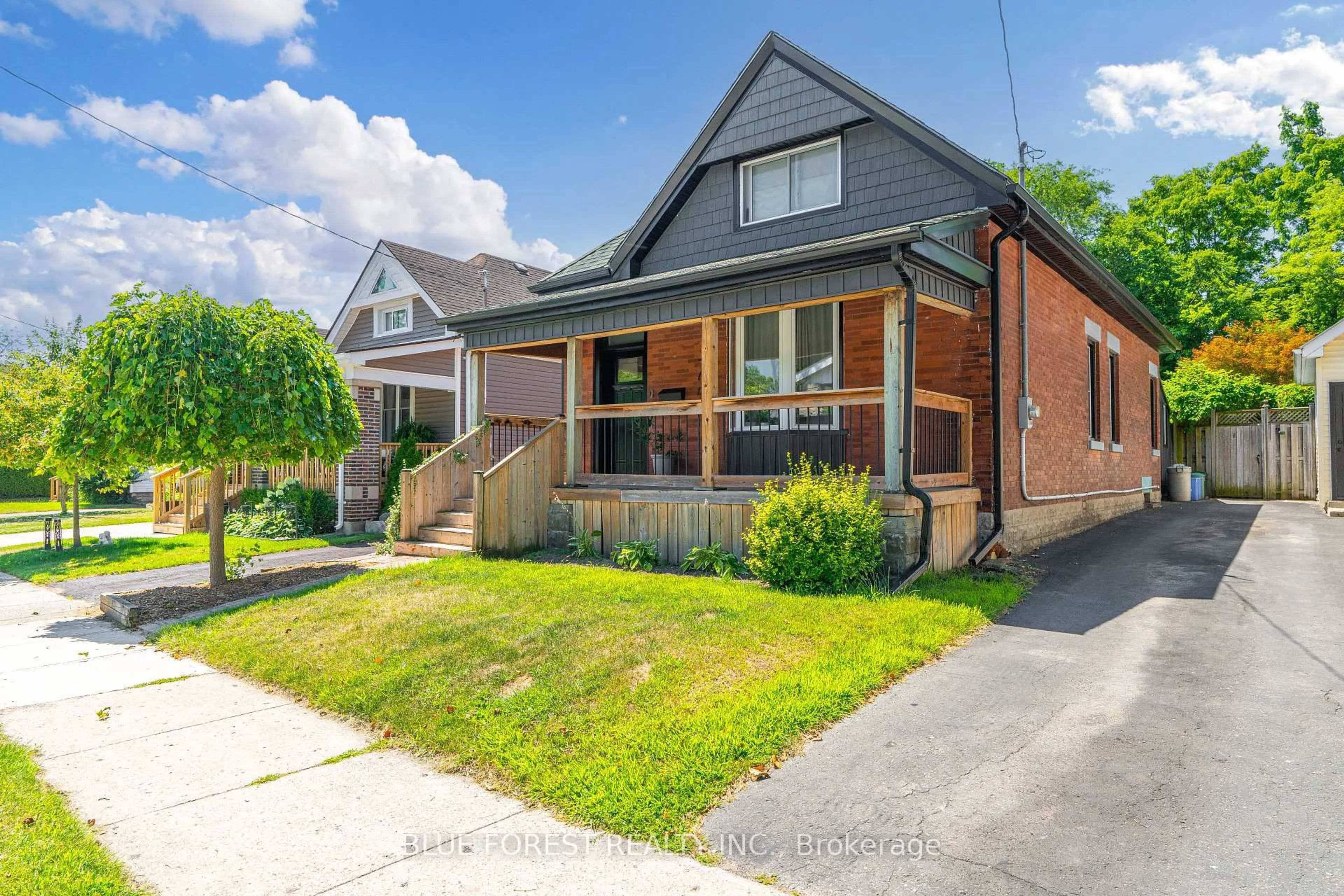 Home with brick exterior material, street for 75 Elm St, London East Ontario N5Z 2K4
