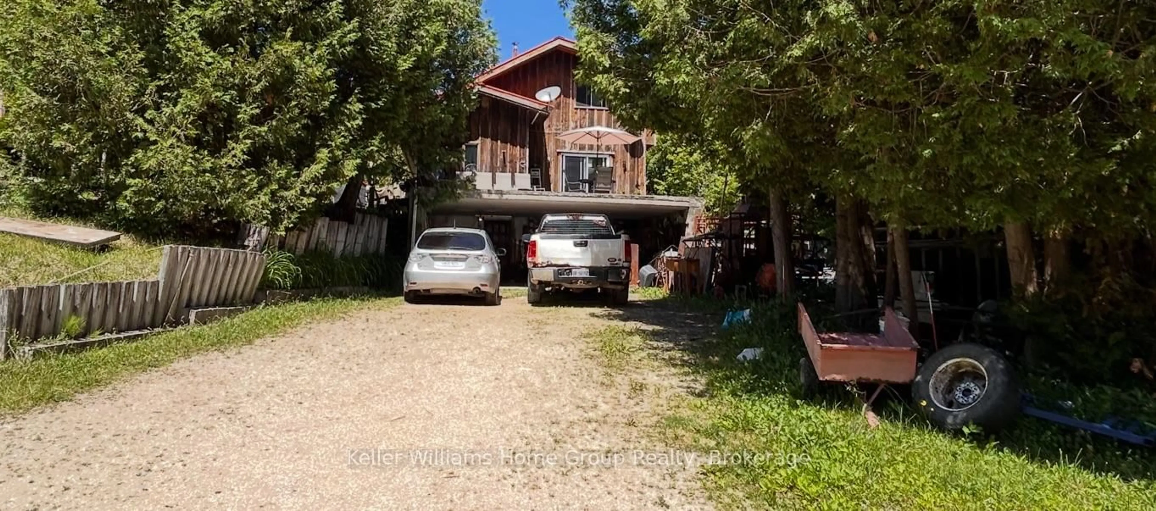 A pic from outside/outdoor area/front of a property/back of a property/a pic from drone, street for 135431 9th Line, Grey Highlands Ontario N0C 1H0