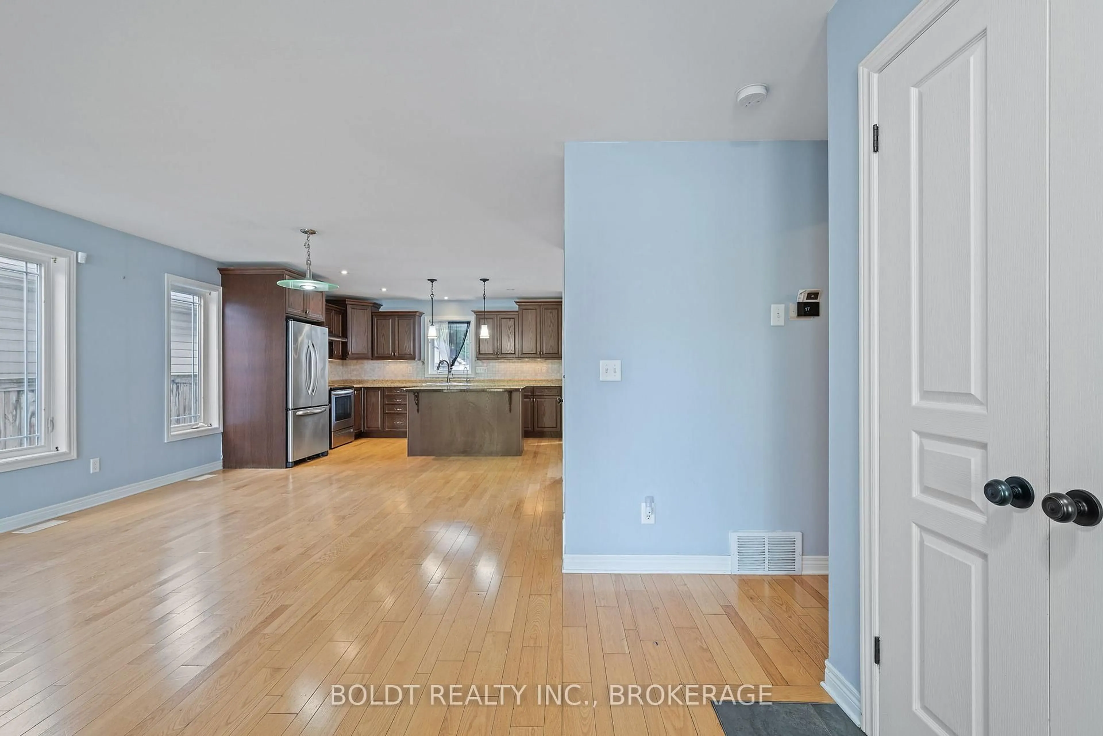 Open concept kitchen, unknown for 34 Fitzgerald St, St. Catharines Ontario L2R 0A4