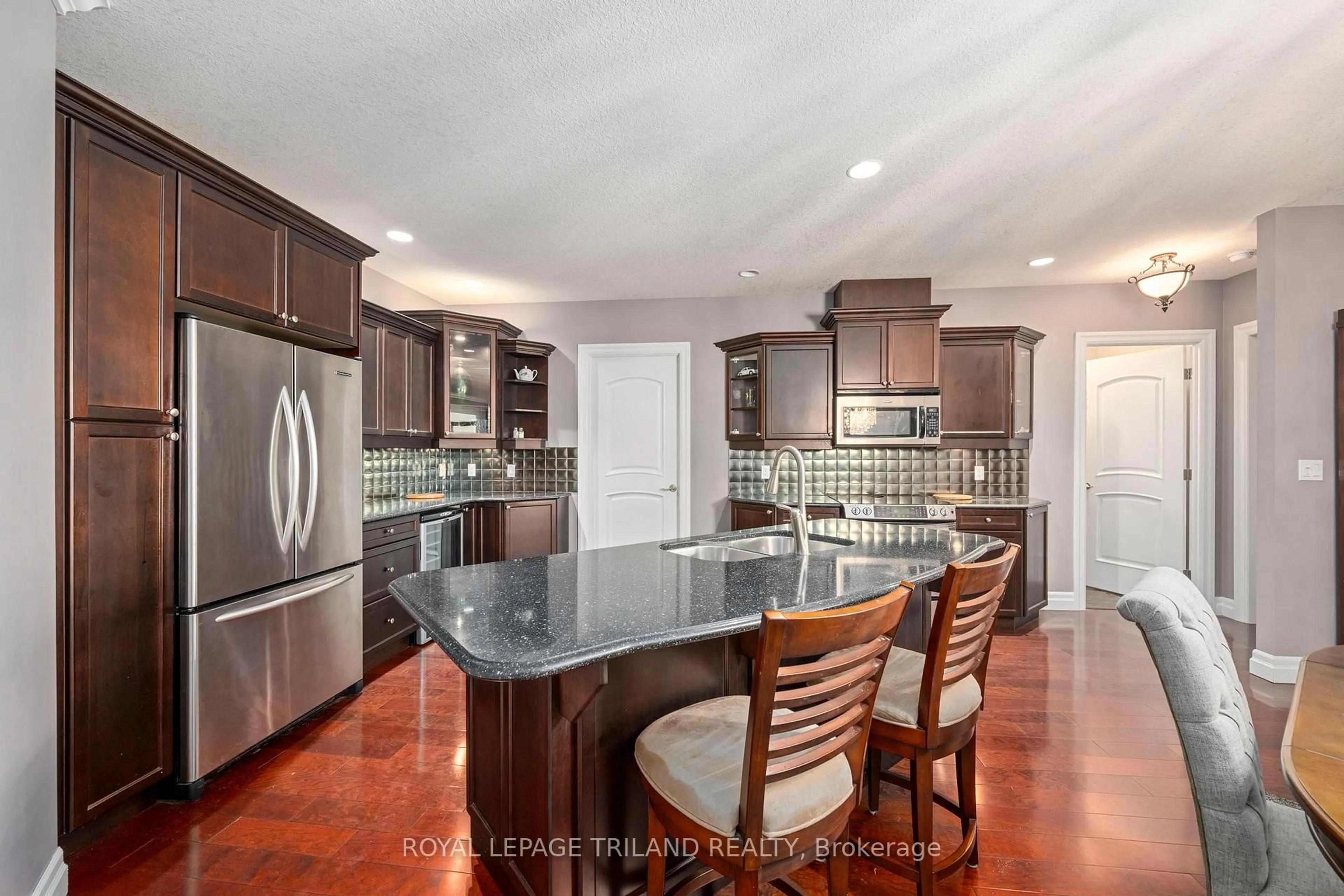 Open concept kitchen, ceramic/tile floor for 250 PALL MALL St #1107, London East Ontario N6A 6K3