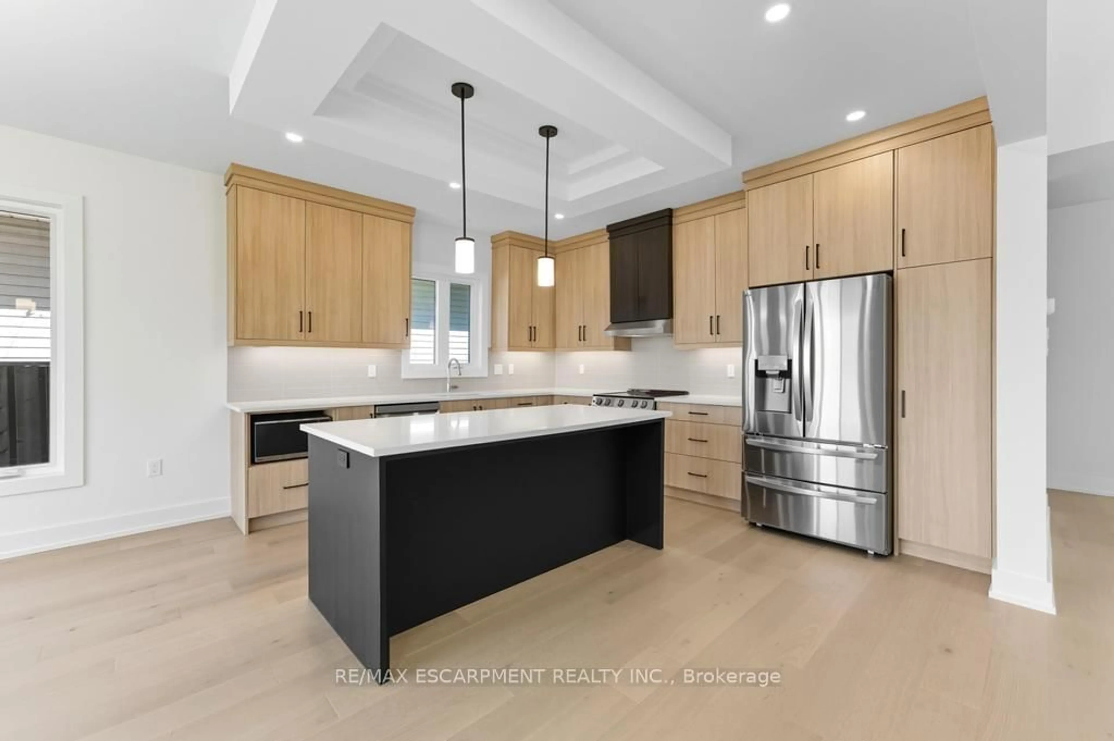 Open concept kitchen, unknown for 1313 Baseline Rd, Hamilton Ontario L8E 5G1