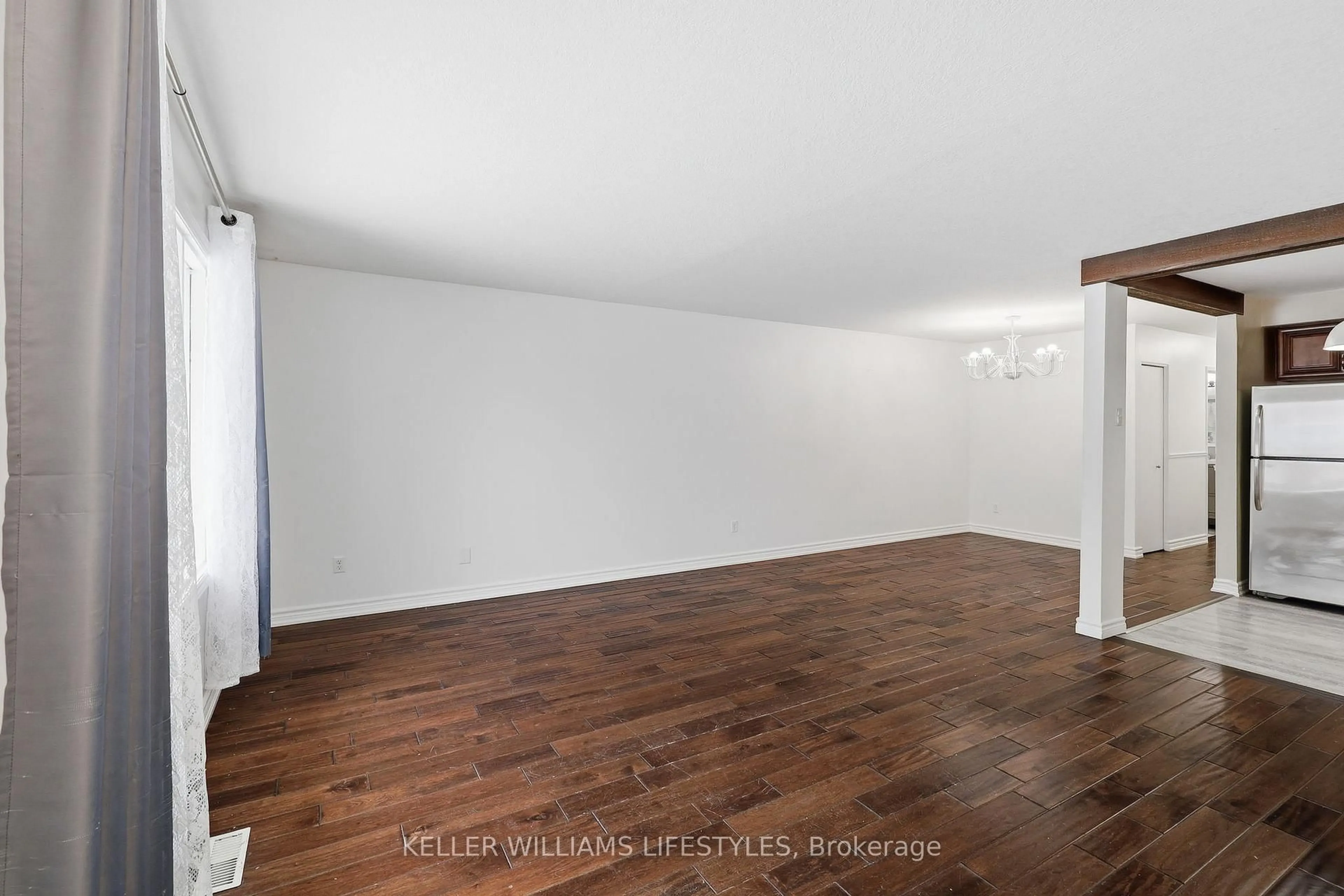 A pic of a room for 45 Denlaw Rd, London North Ontario N6G 3L3