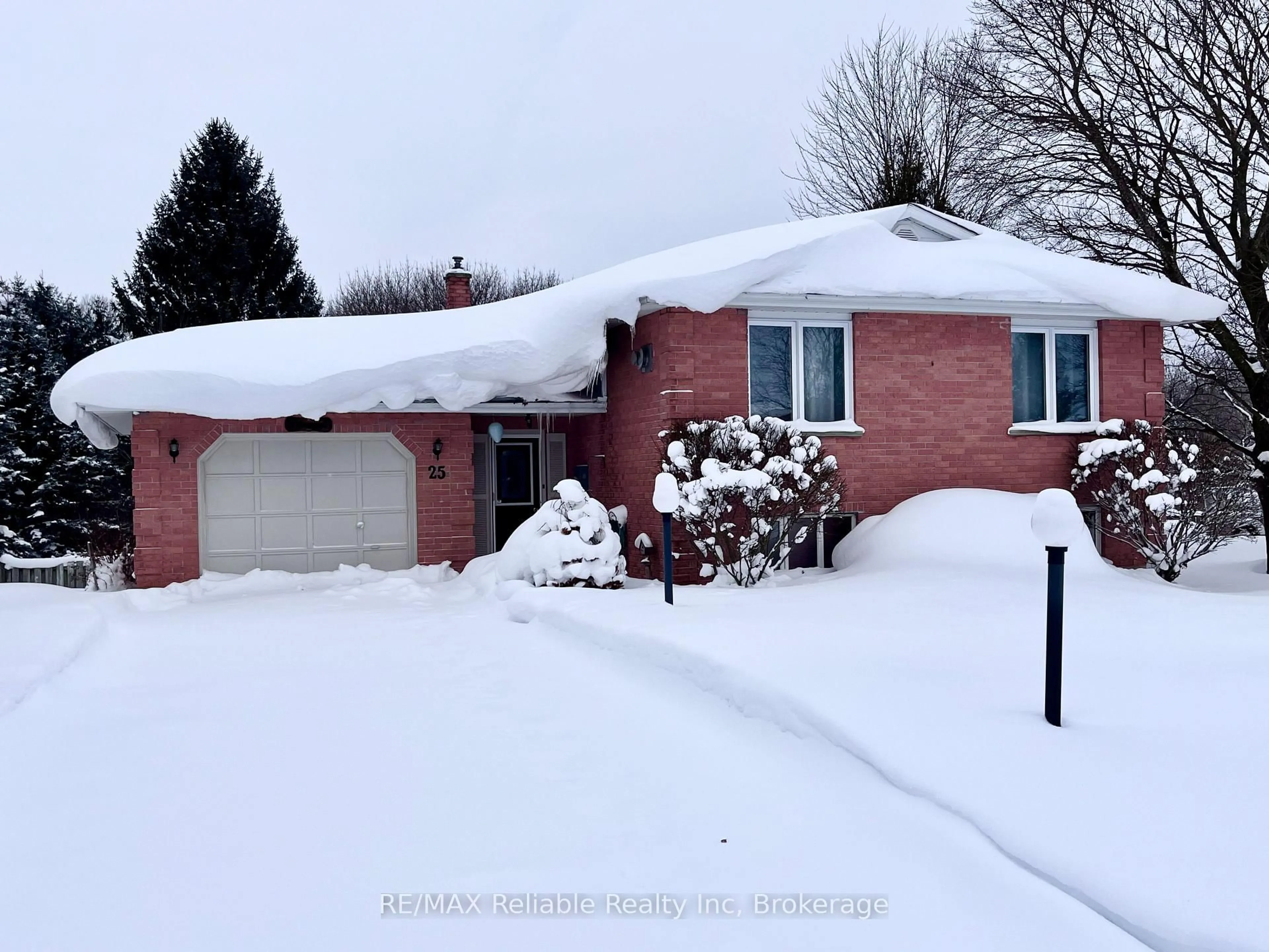 Unknown for 25 Jordan Dr, North Huron Ontario N0G 1E0