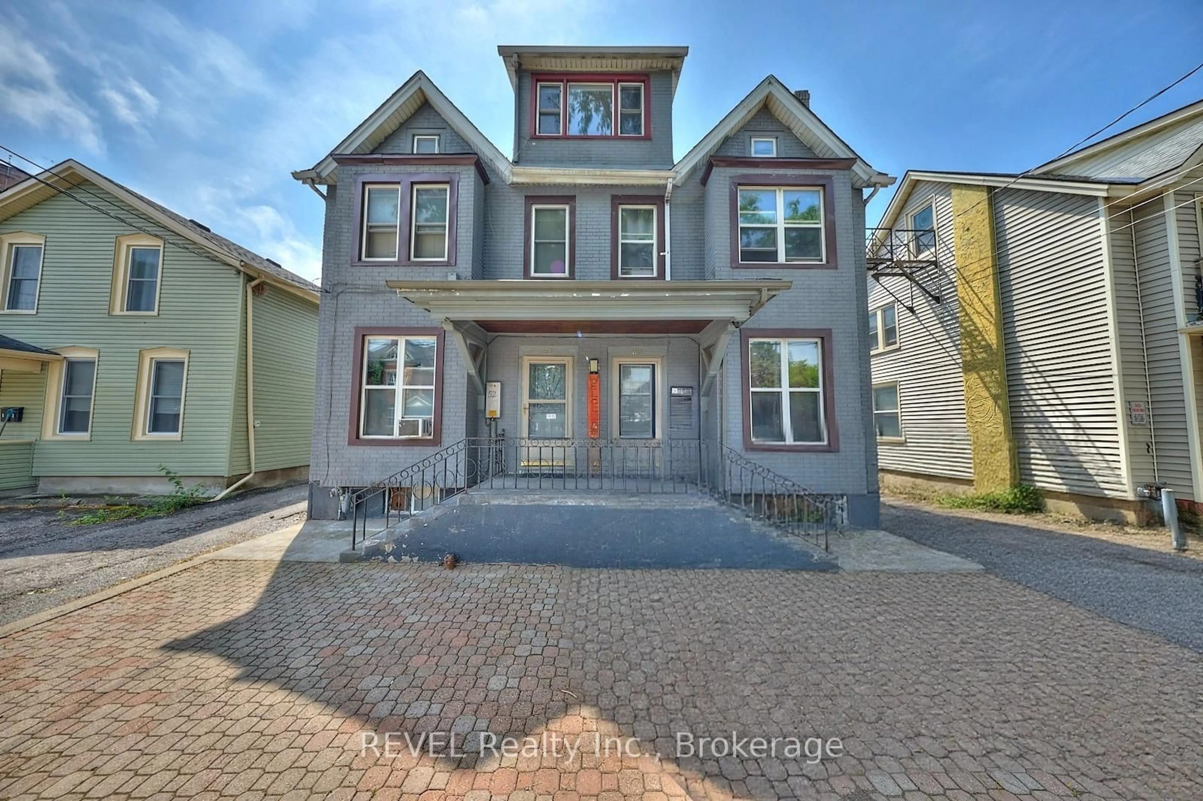 Home with brick exterior material, street for 50 Welland Ave, St. Catharines Ontario L2R 2M5