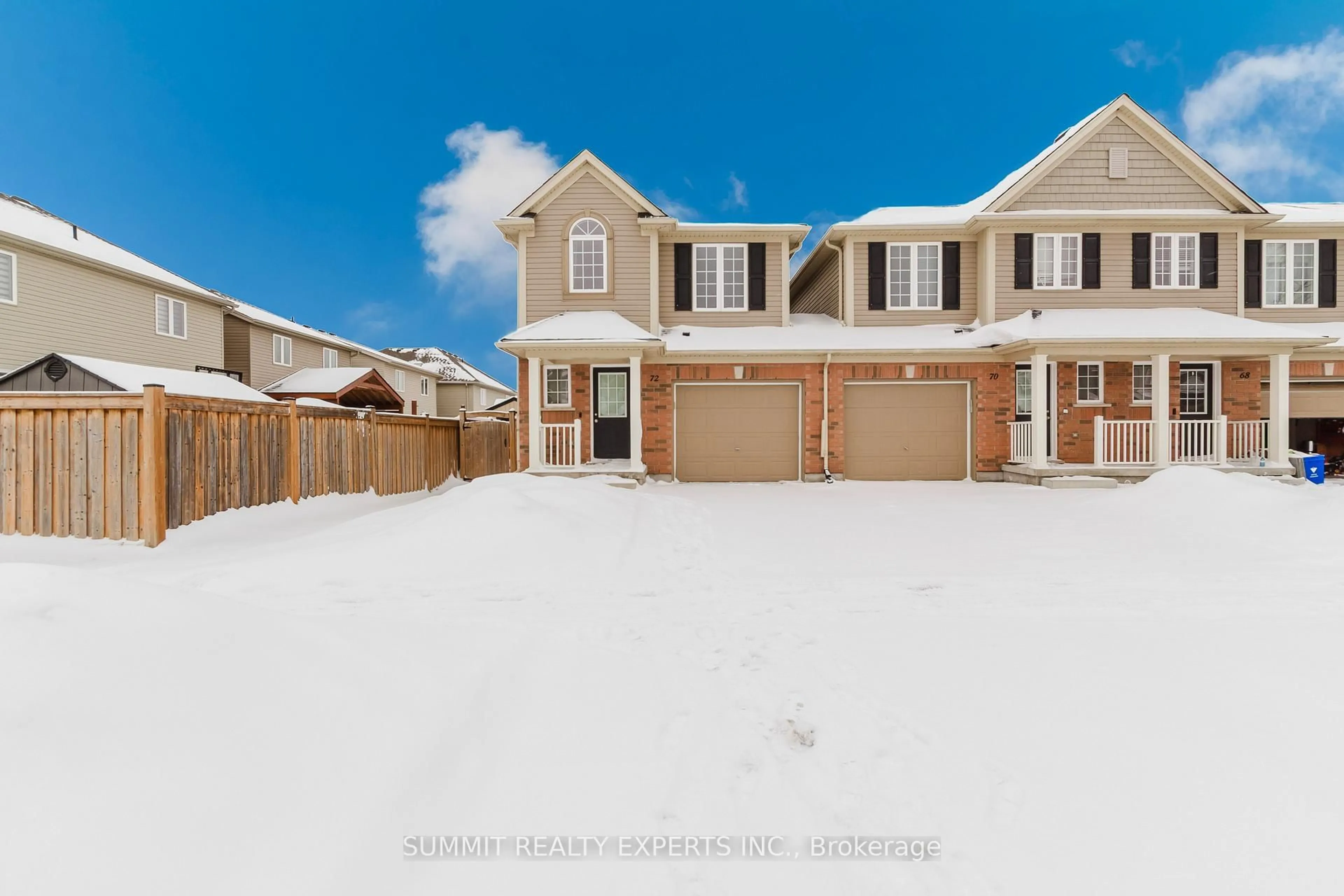 A pic from outside/outdoor area/front of a property/back of a property/a pic from drone, street for 72 Rivertrail Ave, Kitchener Ontario N2A 0H8