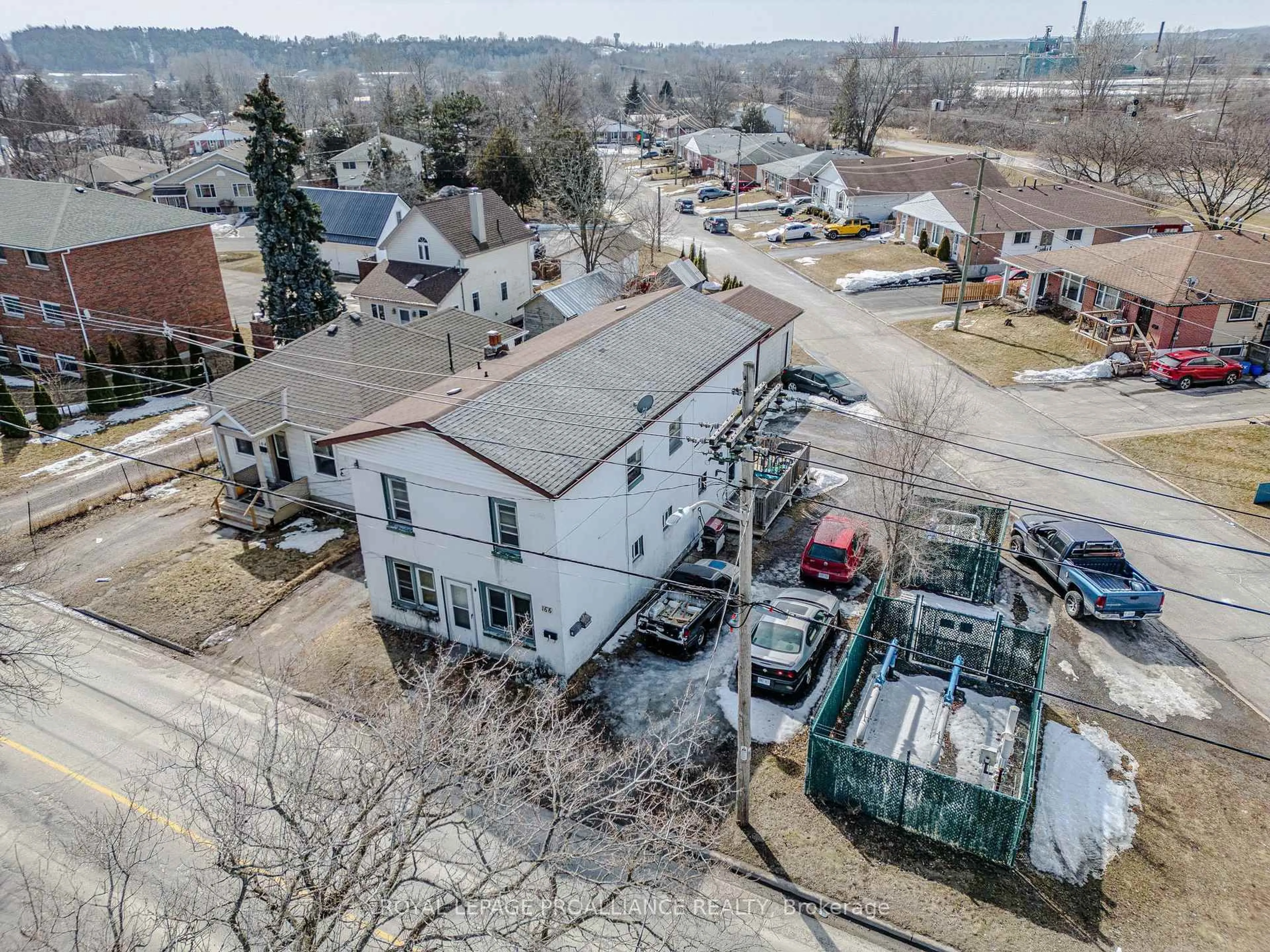 A pic from outside/outdoor area/front of a property/back of a property/a pic from drone, unknown for 166 West St, Quinte West Ontario K8V 2M7