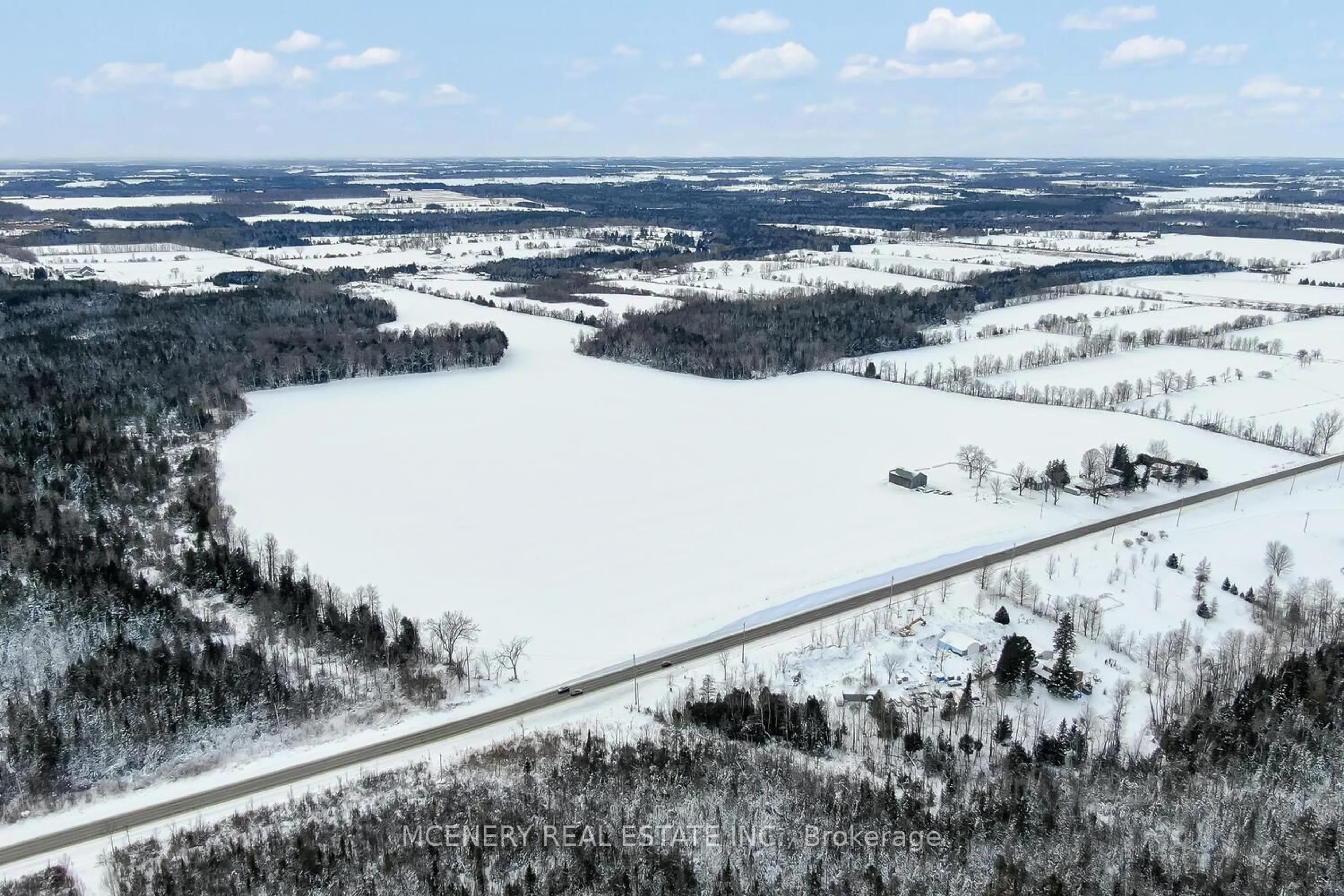 A pic from outside/outdoor area/front of a property/back of a property/a pic from drone, water/lake/river/ocean view for 5166 REGIONAL RD 25 Rd, Erin Ontario N0B 1T0