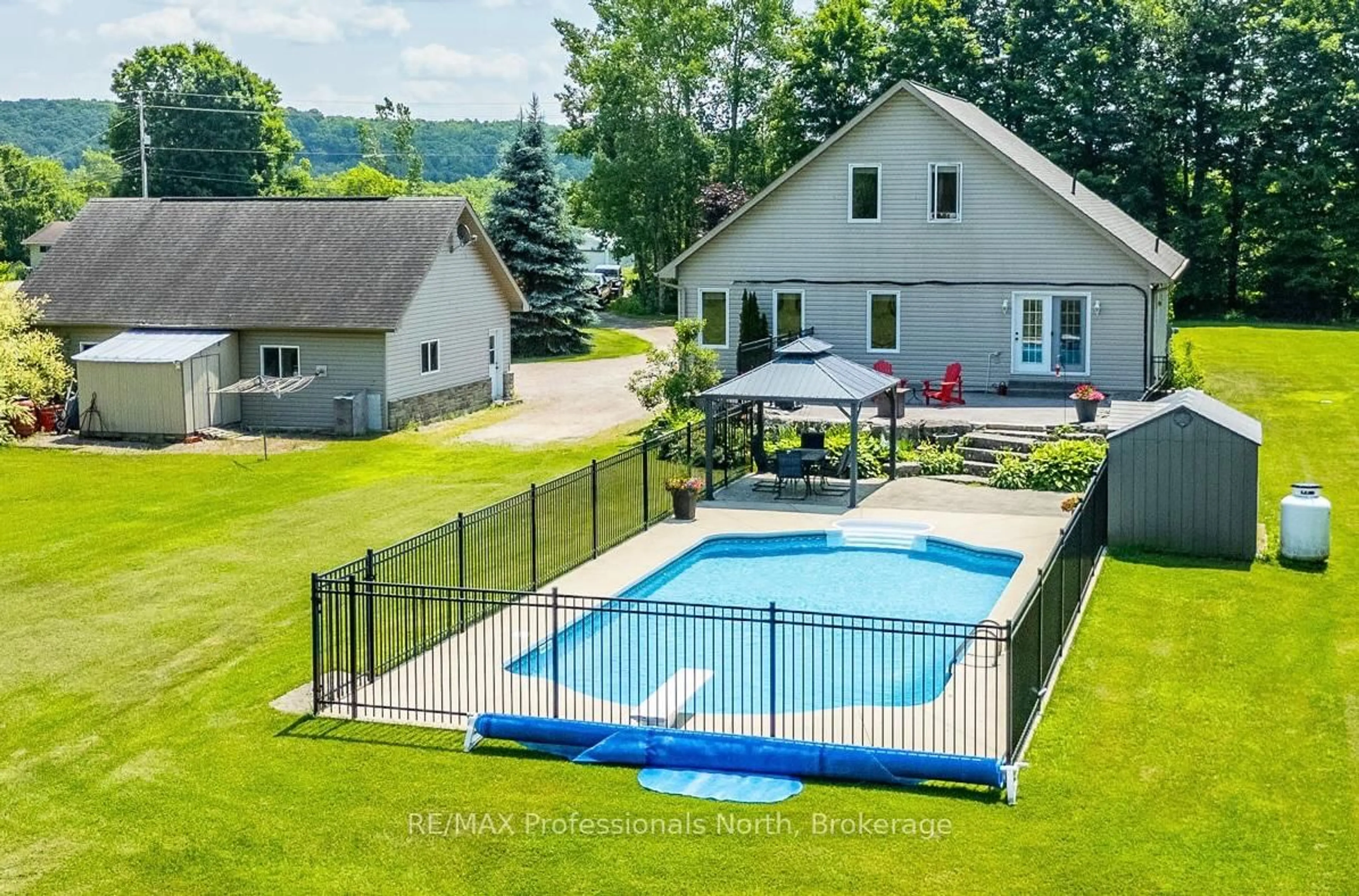 Pool for 3981 Deep Bay Rd, Minden Hills Ontario K0M 2K0