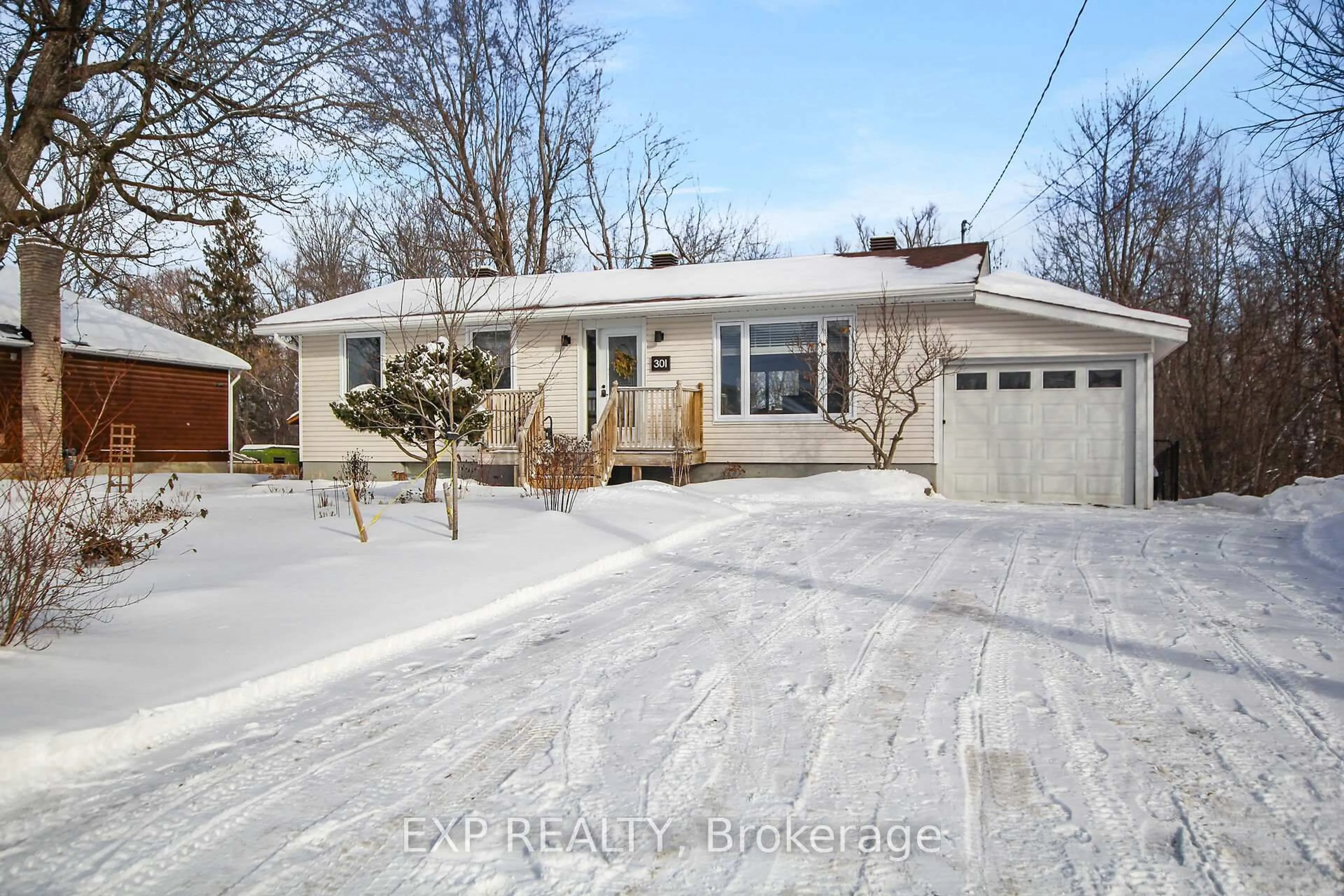 Unknown for 301 Water St, Almonte Ontario K0A 1A0