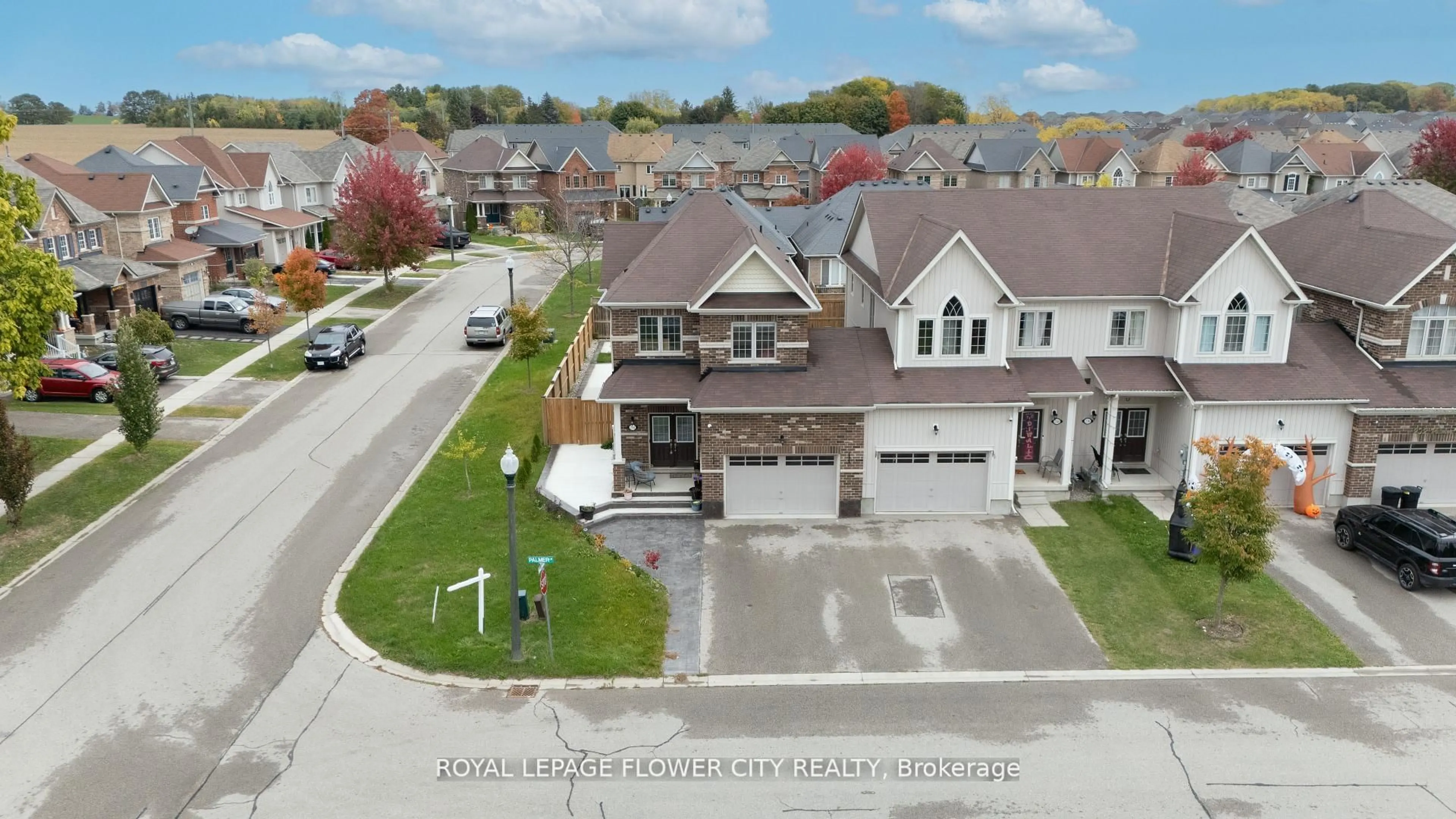 A pic from outside/outdoor area/front of a property/back of a property/a pic from drone, street for 244 palmer Lane, Woodstock Ontario N4T 0G5