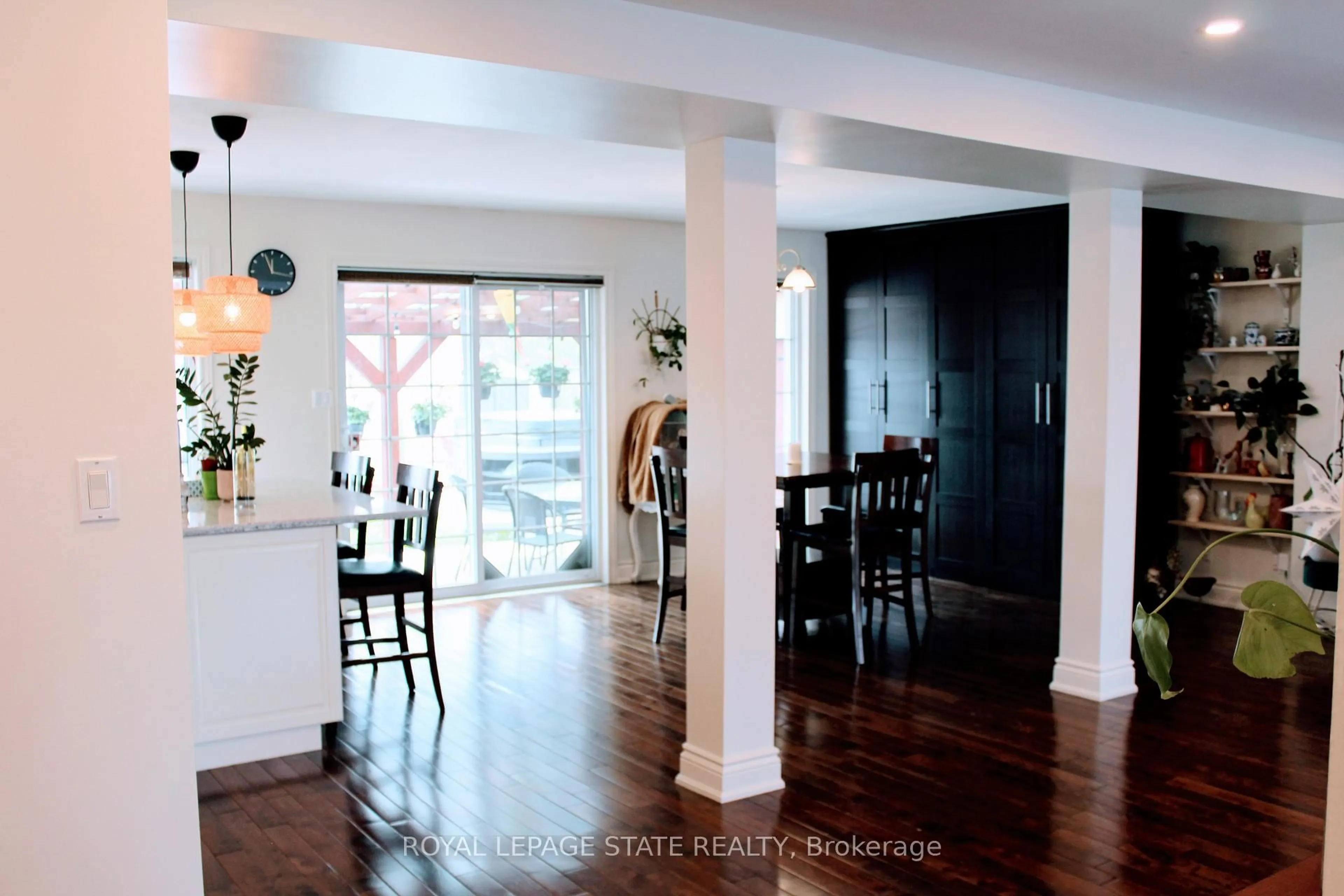 Unknown for 133 Chilton Dr, Hamilton Ontario L8J 1L8