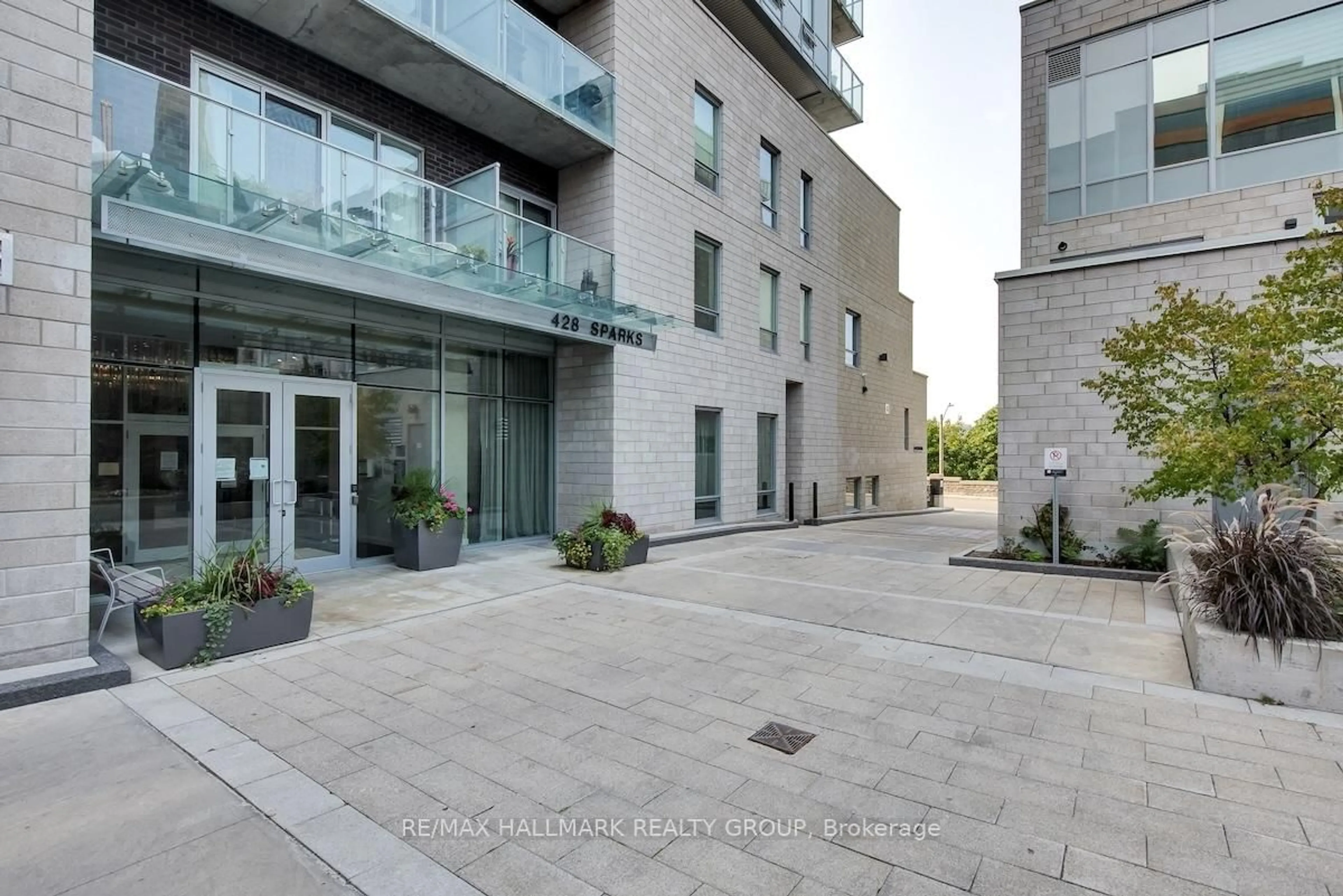 Unknown for 428 Sparks St #907, Ottawa Ontario K1R 0B3