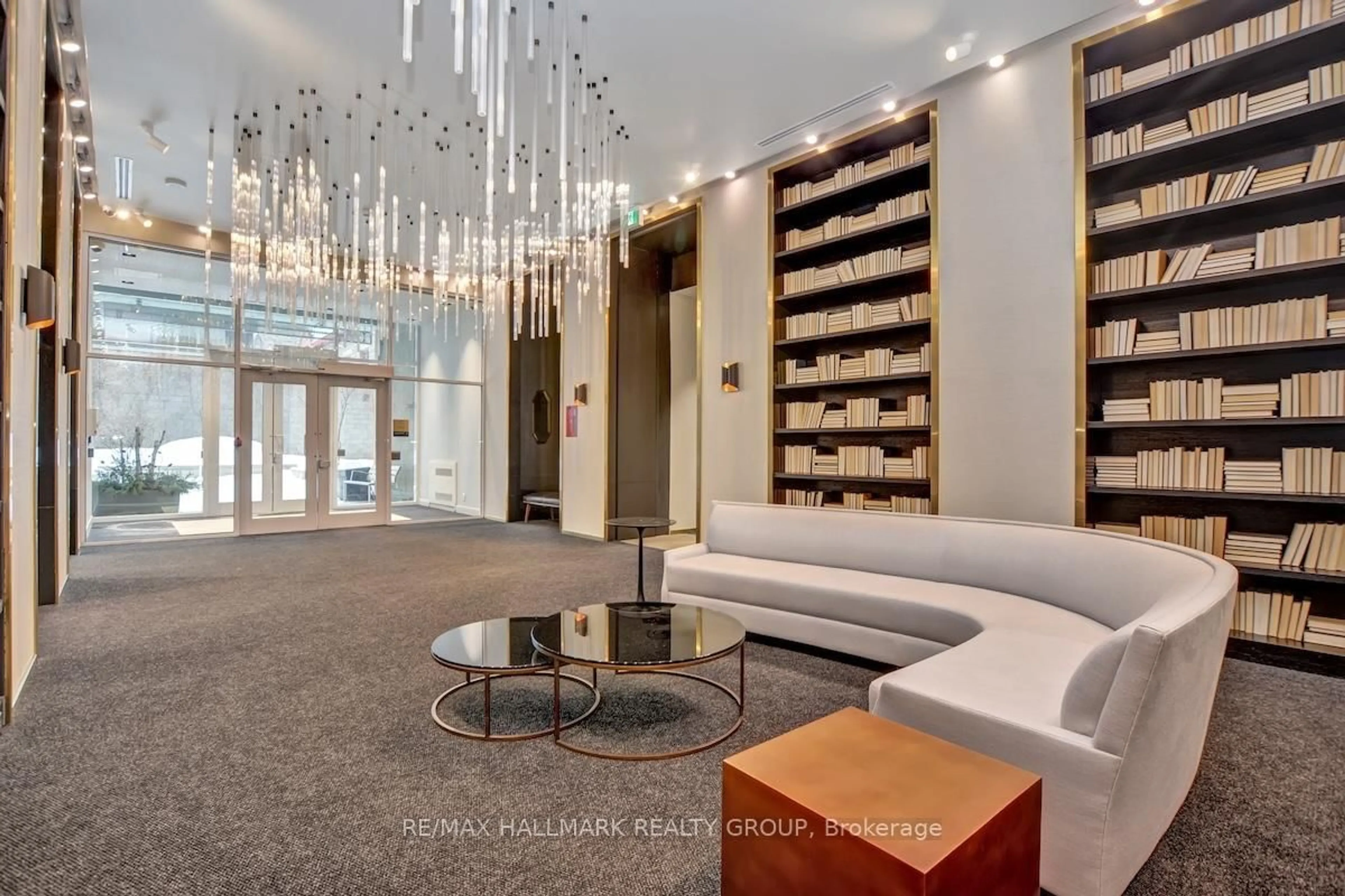 Lobby for 428 Sparks St #907, Ottawa Ontario K1R 0B3