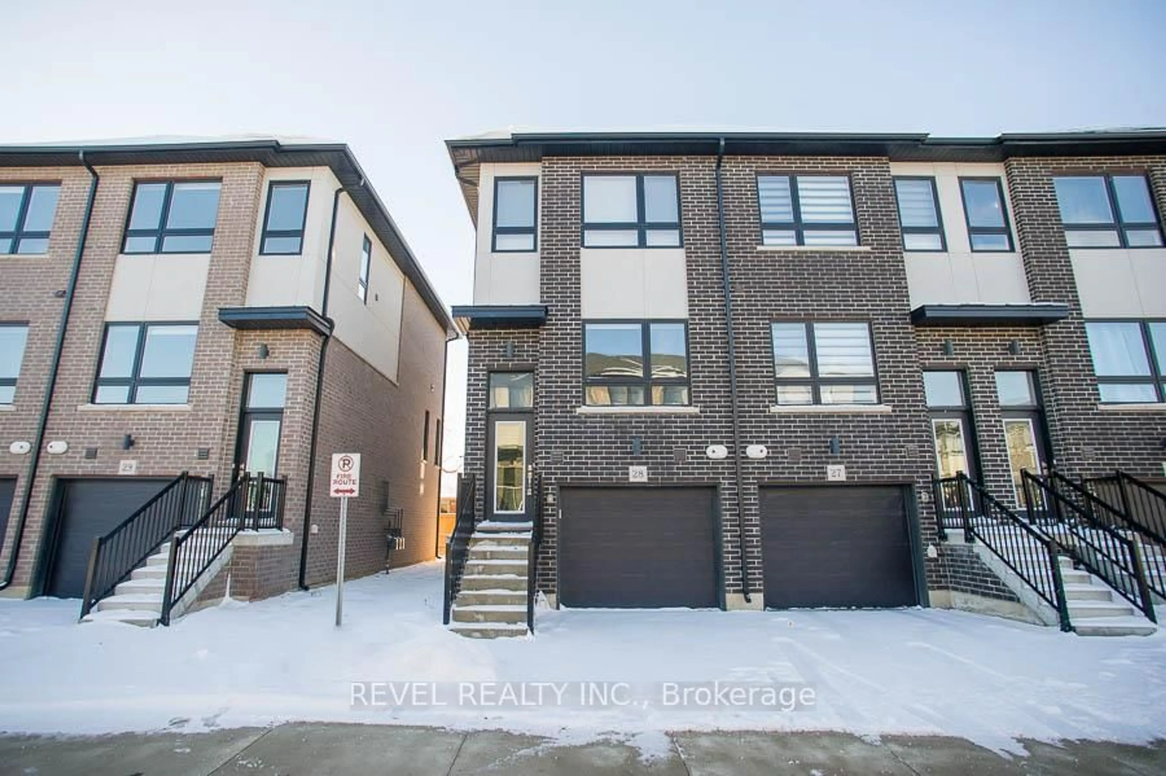 Home with brick exterior material, street for 720 Grey St #28, Brantford Ontario N3S 0K2