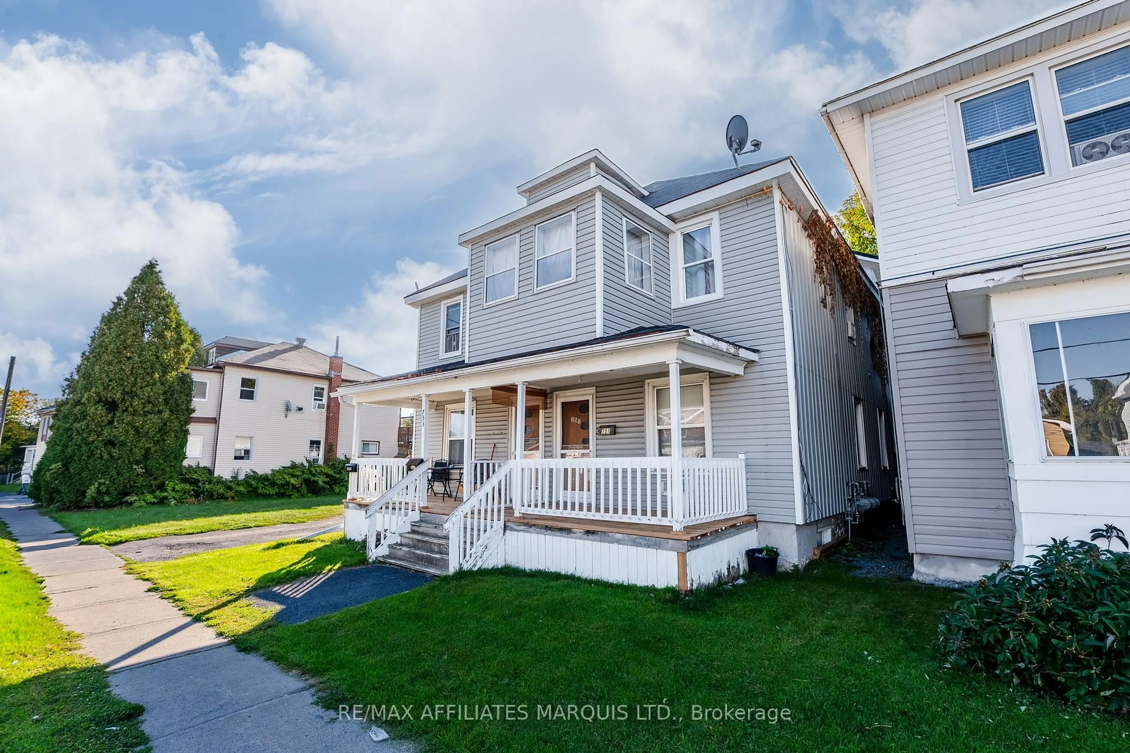 Home with vinyl exterior material, street for 753 First St, Cornwall Ontario K6H 1M3