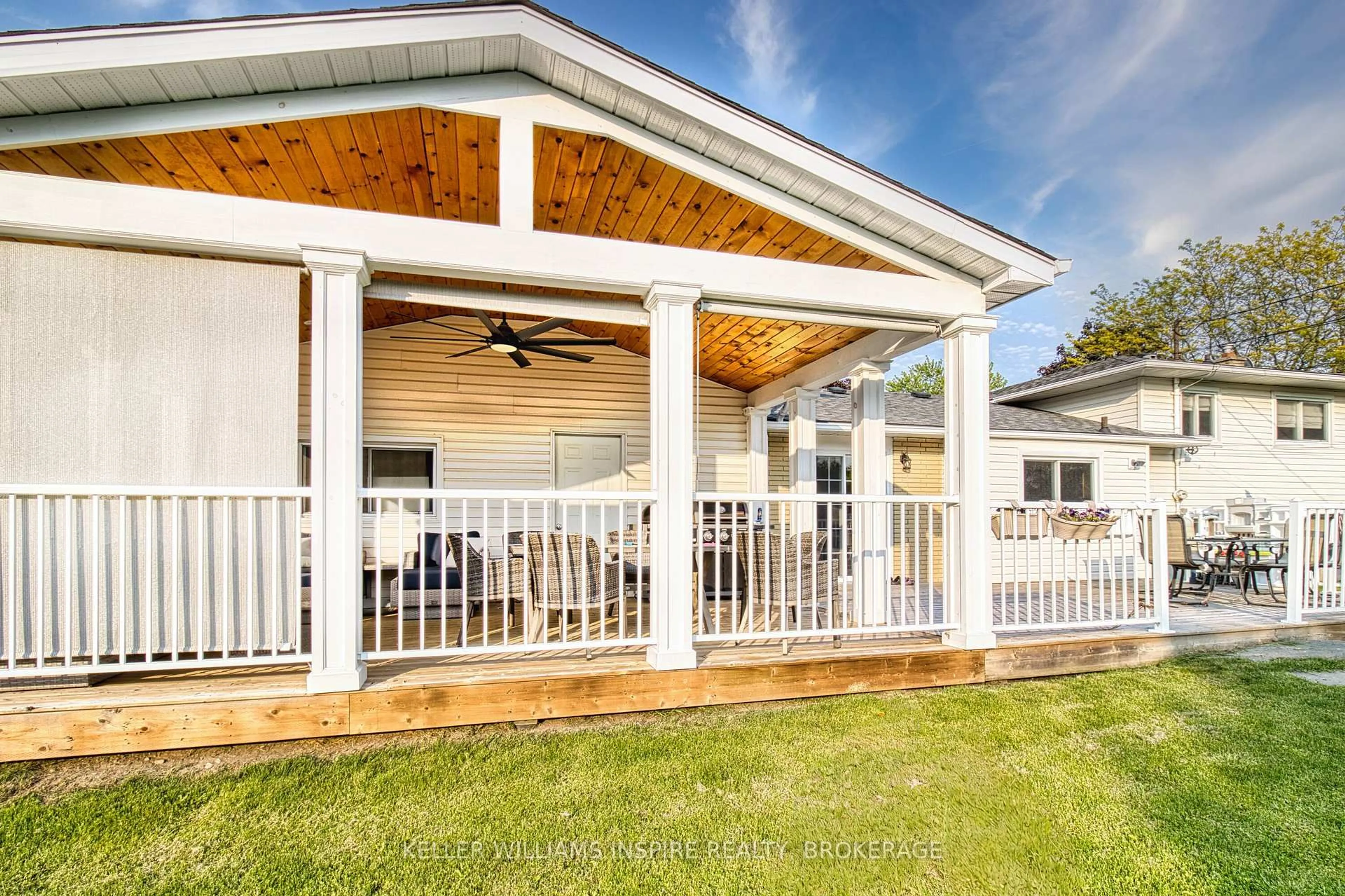 Home with vinyl exterior material, water/lake/river/ocean view for 87 Jeffrey Dr, Trenton Ontario K8V 5P8