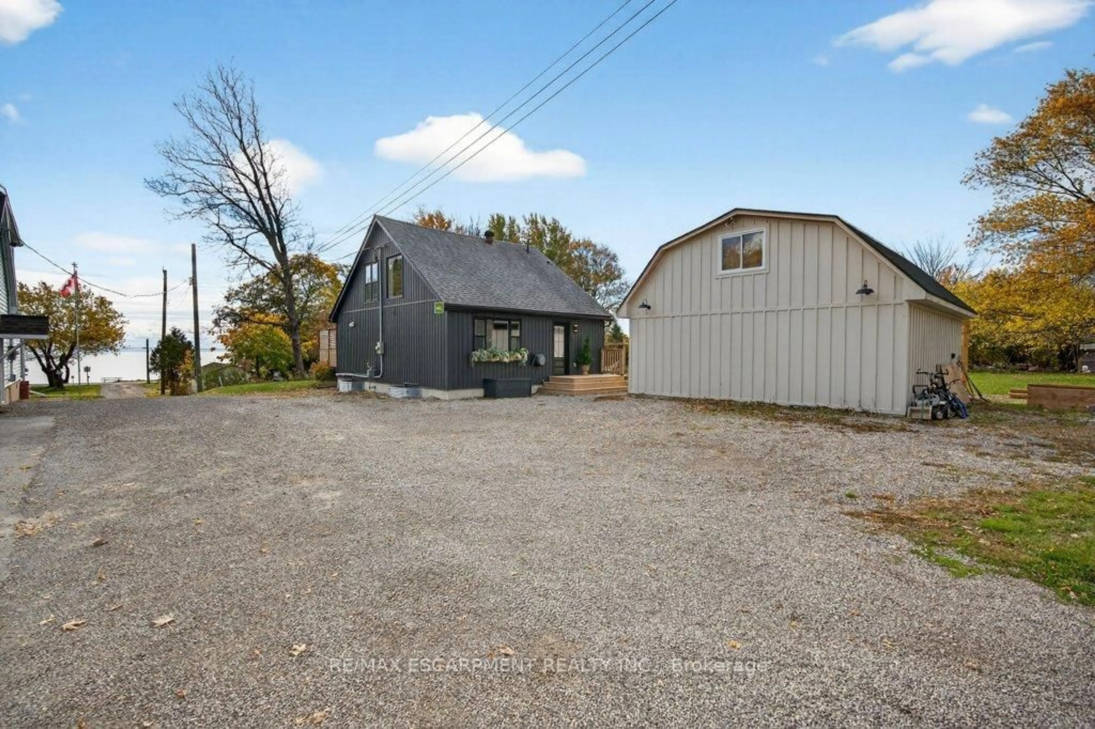 A pic from outside/outdoor area/front of a property/back of a property/a pic from drone, street for 5 Lees Line, Haldimand Ontario N0A 1K0