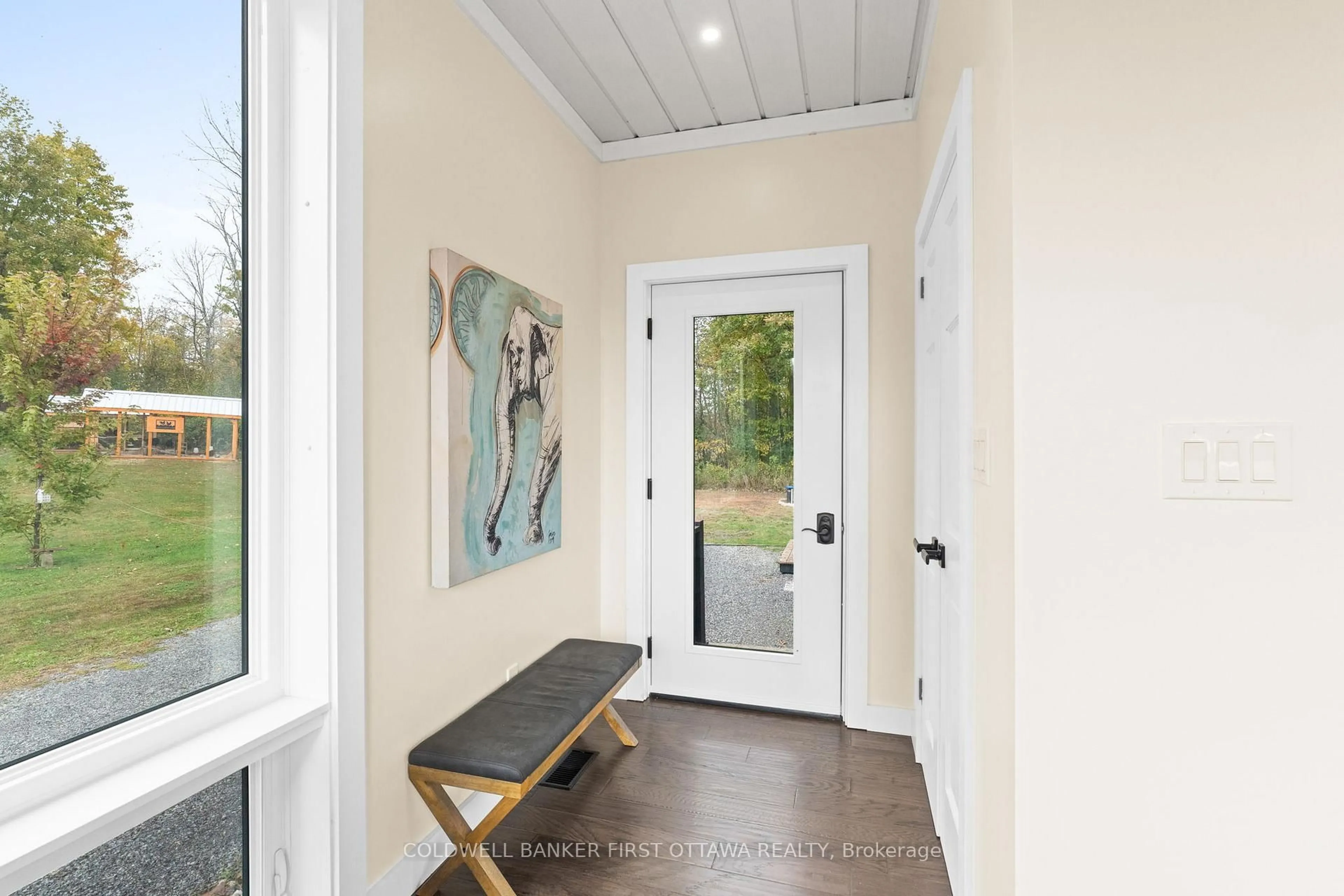 Indoor entryway for 4210 Scotch Line Rd, Perth Ontario K7H 3C5