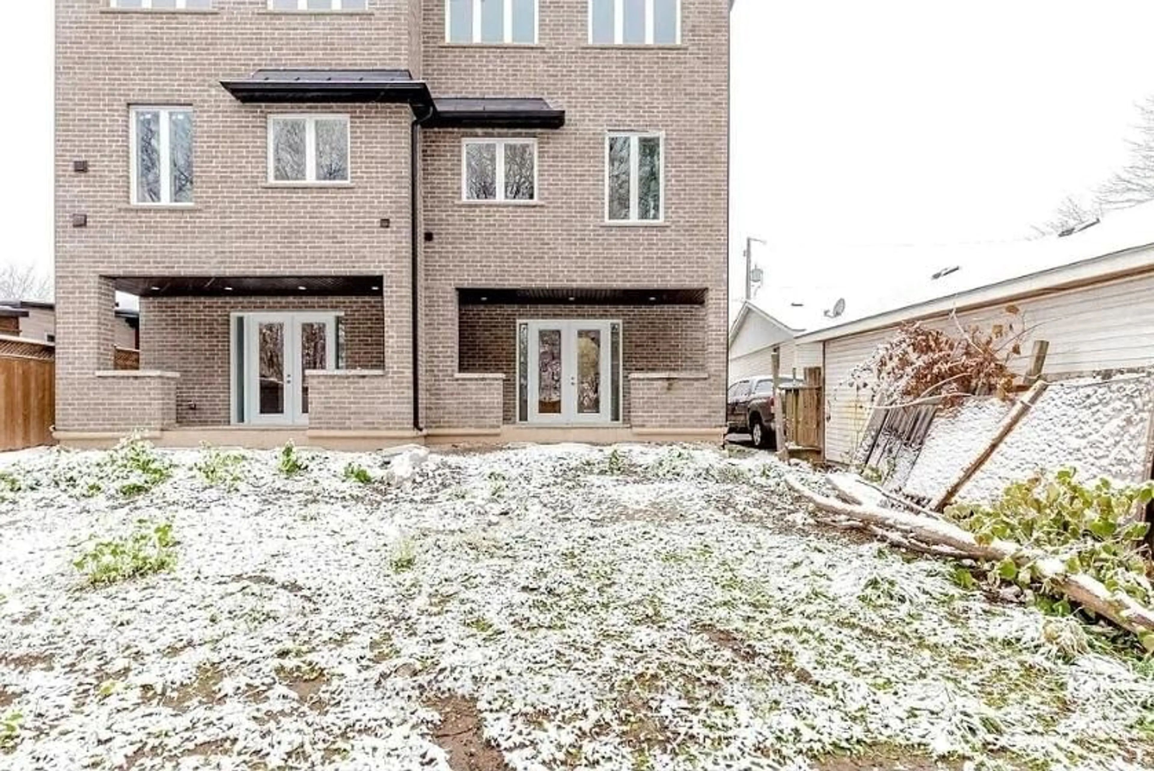 Patio, unknown for 110A Gilkison St, Brant Ontario N3T 2A3