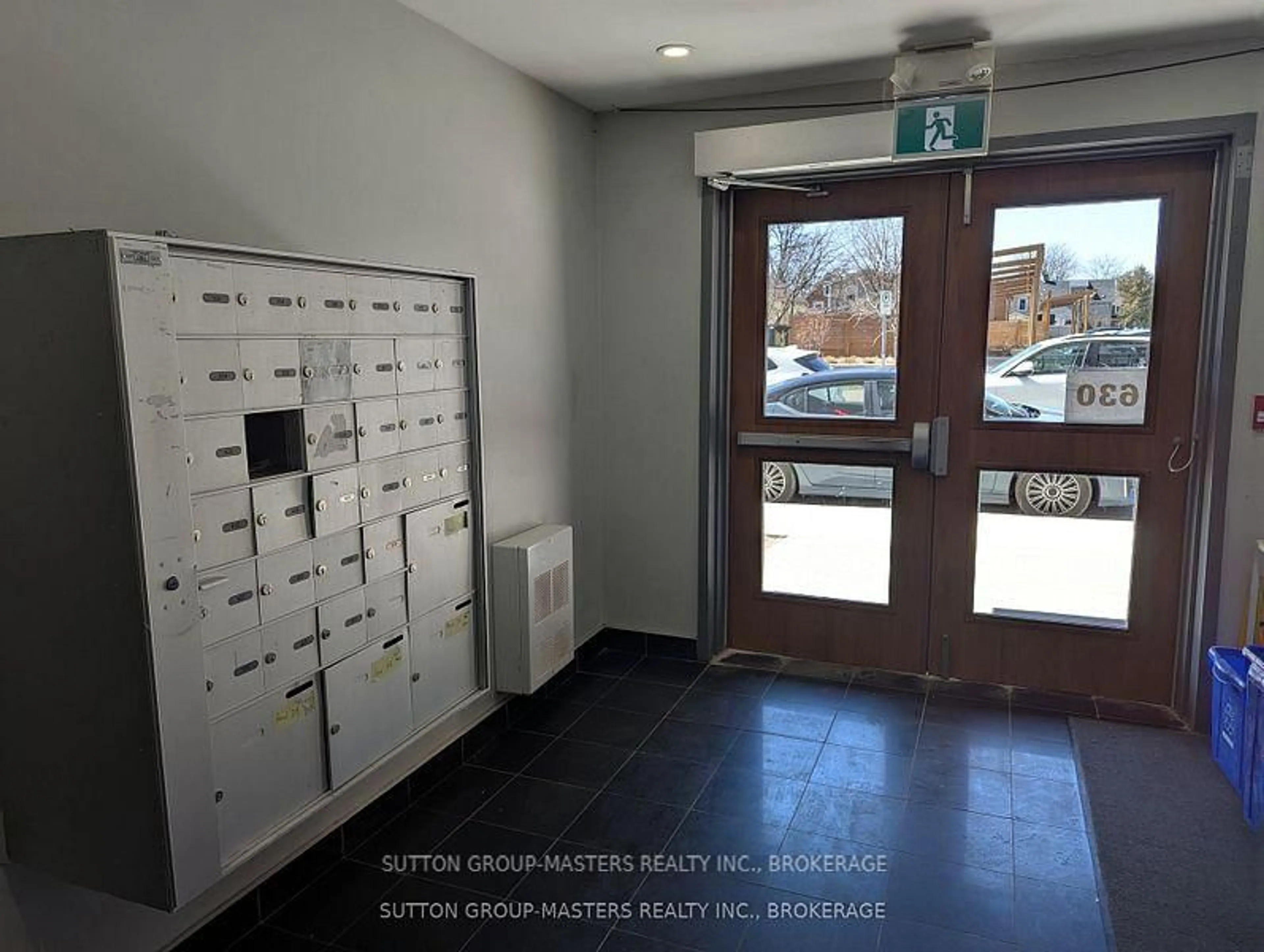Indoor foyer for 630 Princess St #507, Kingston Ontario K7L 1E3