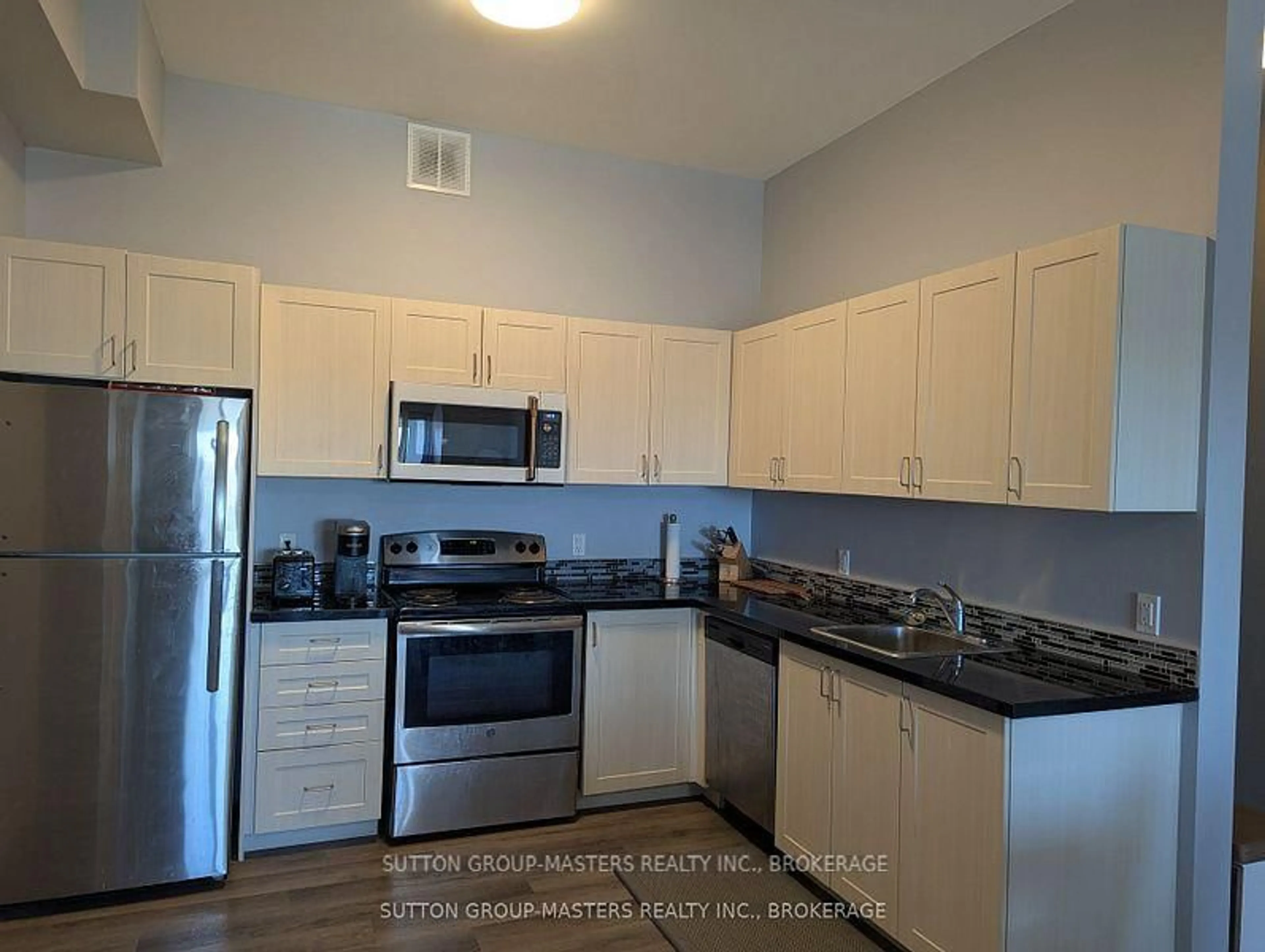 Standard kitchen, unknown for 630 Princess St #507, Kingston Ontario K7L 1E3