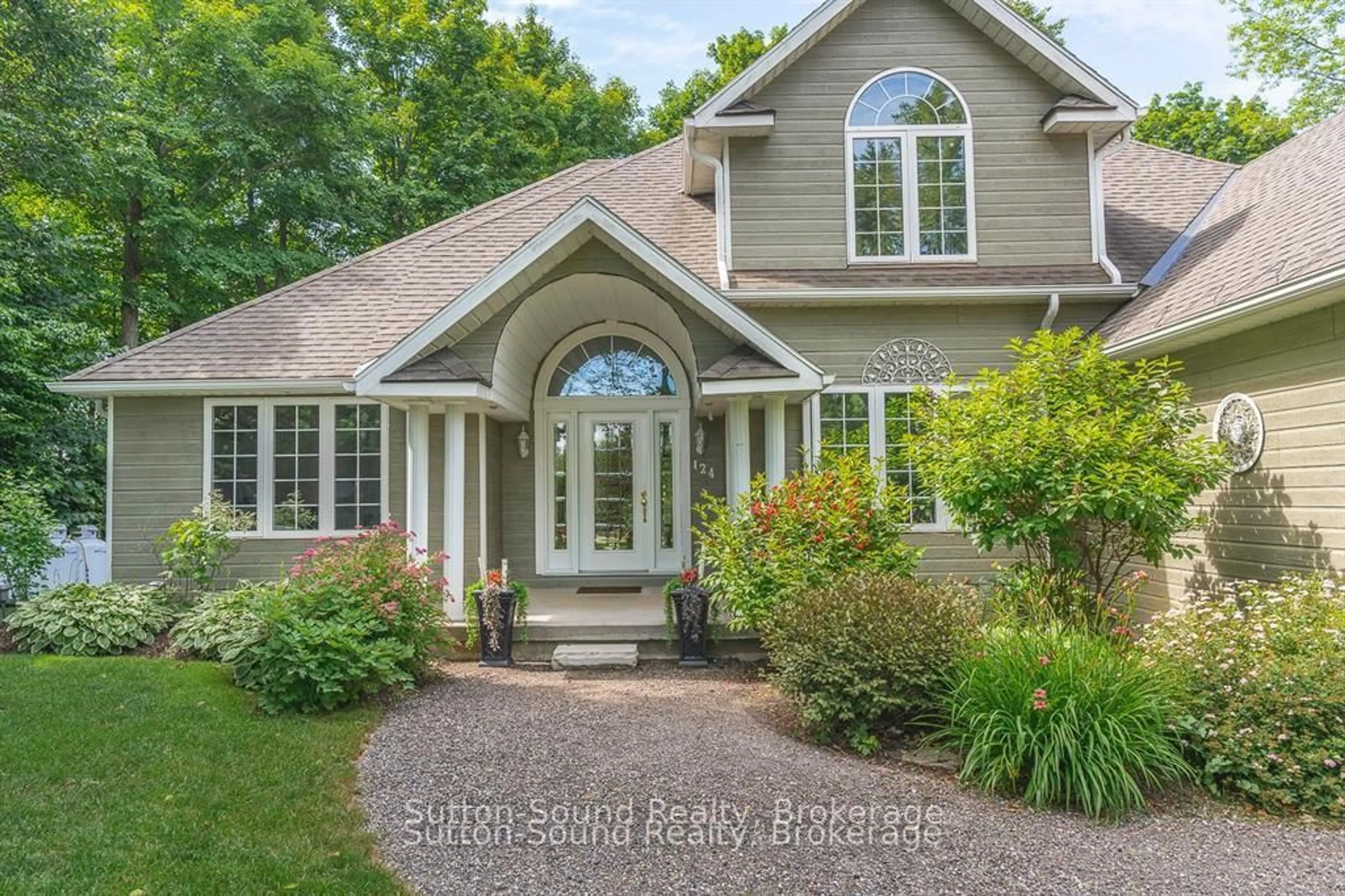 Home with brick exterior material, street for 124 Golden Pond Dr, South Bruce Peninsula Ontario N0H 2T0