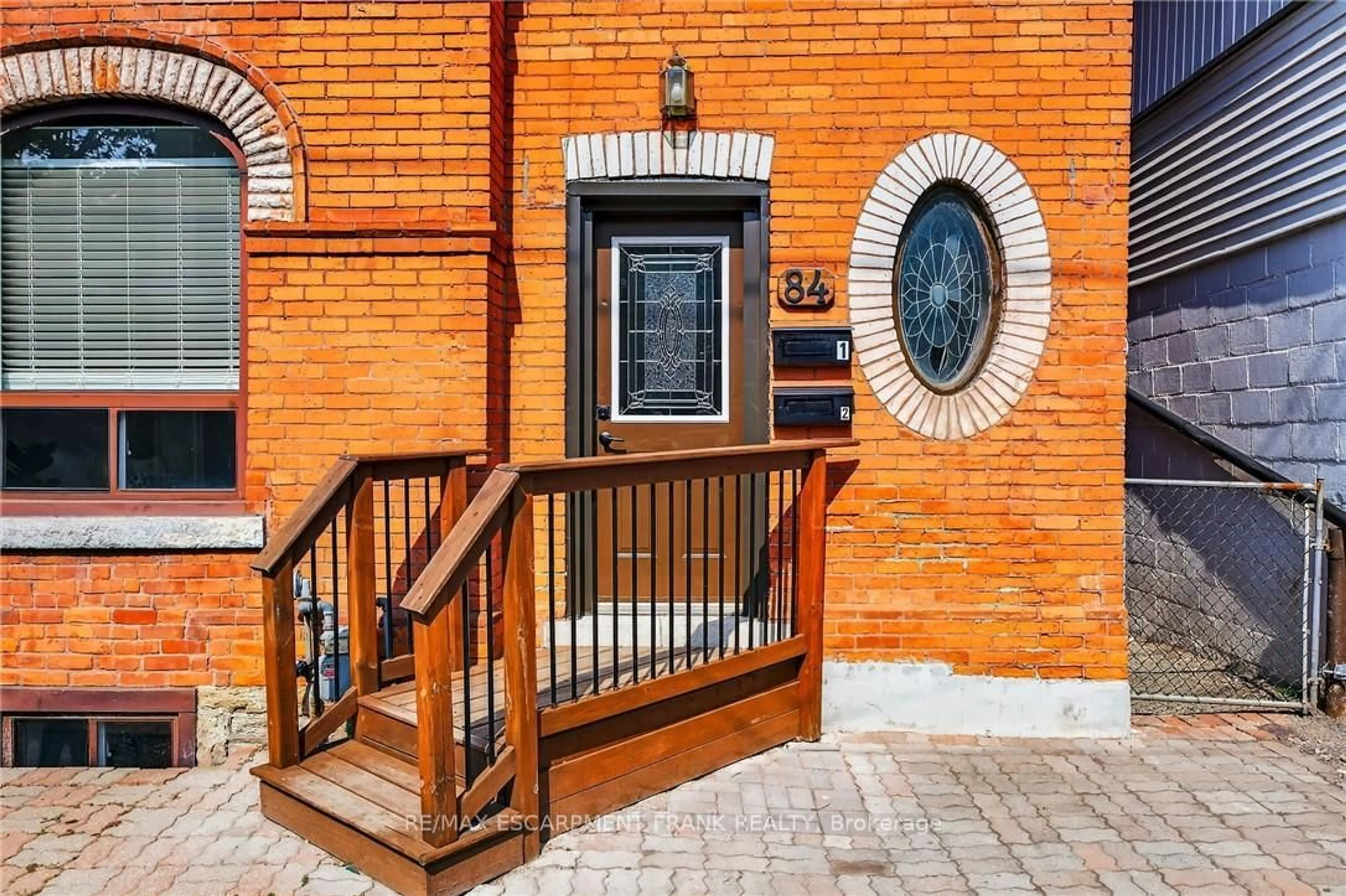 Unknown for 84 Ray St, Hamilton Ontario L8P 3V7