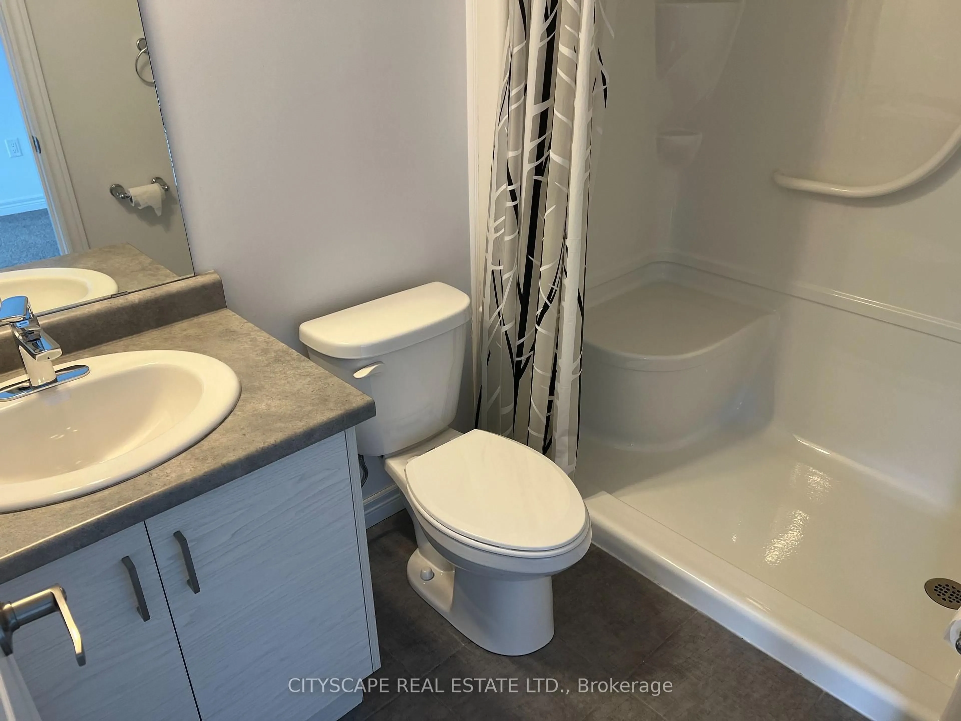 Standard bathroom, unknown for 575 Woodward Ave #17, Hamilton Ontario L8H 6P2