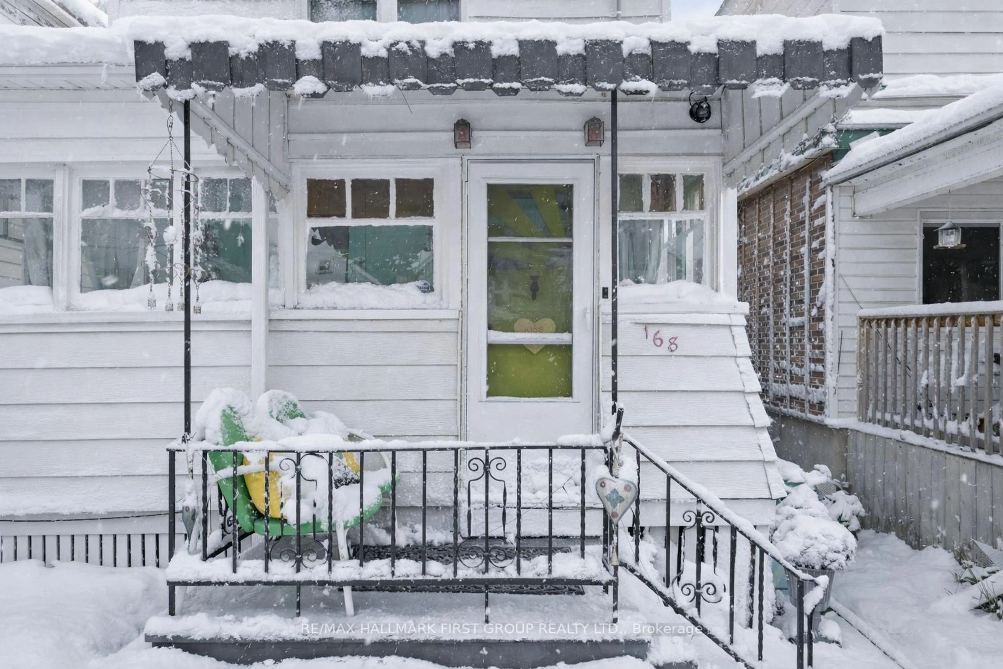 Patio, street for 168 Adeline St, Peterborough Ontario K9J 5E3