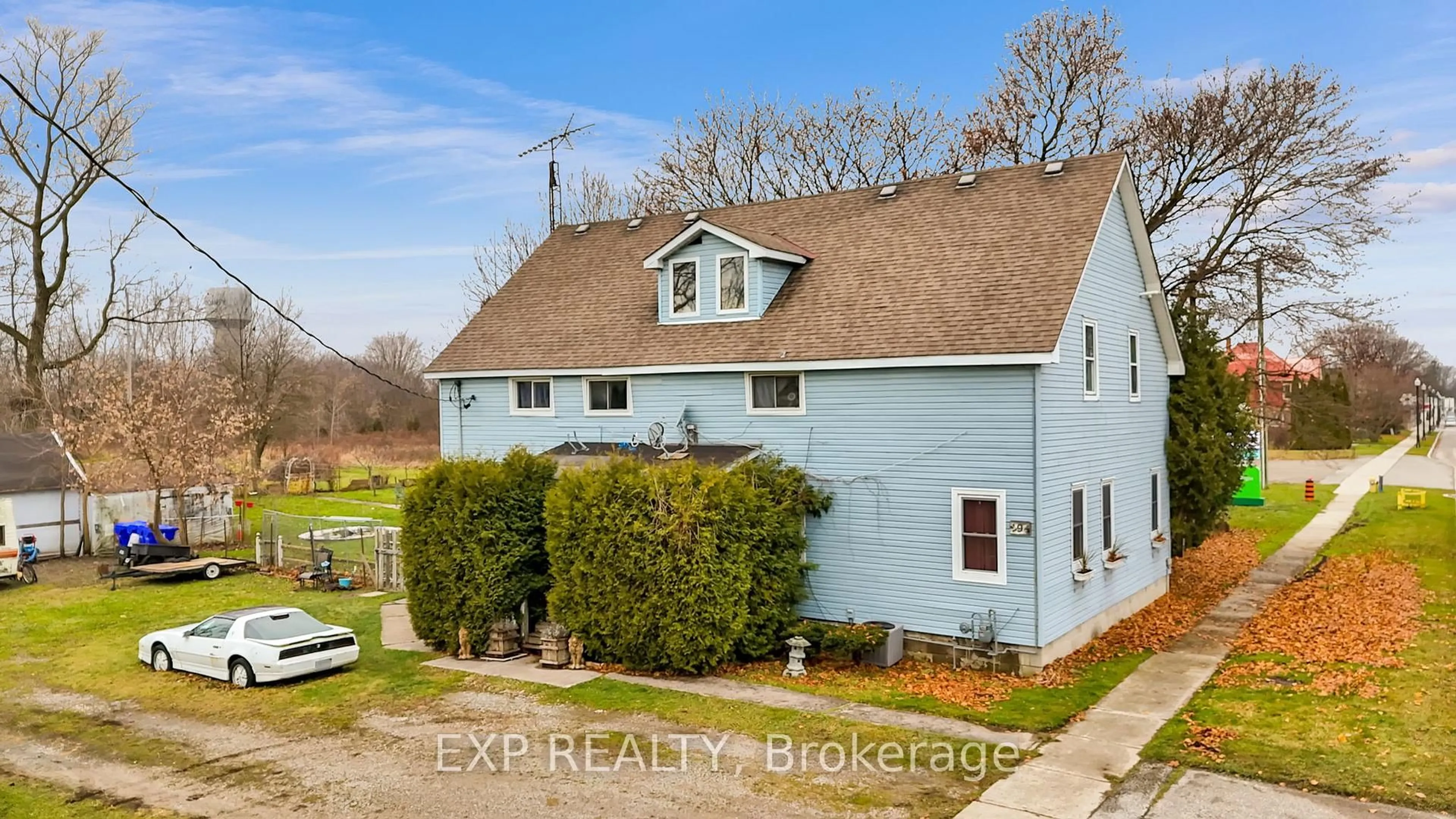 A pic from outside/outdoor area/front of a property/back of a property/a pic from drone, street for 194 Furnival Rd, West Elgin Ontario N0L 2C0