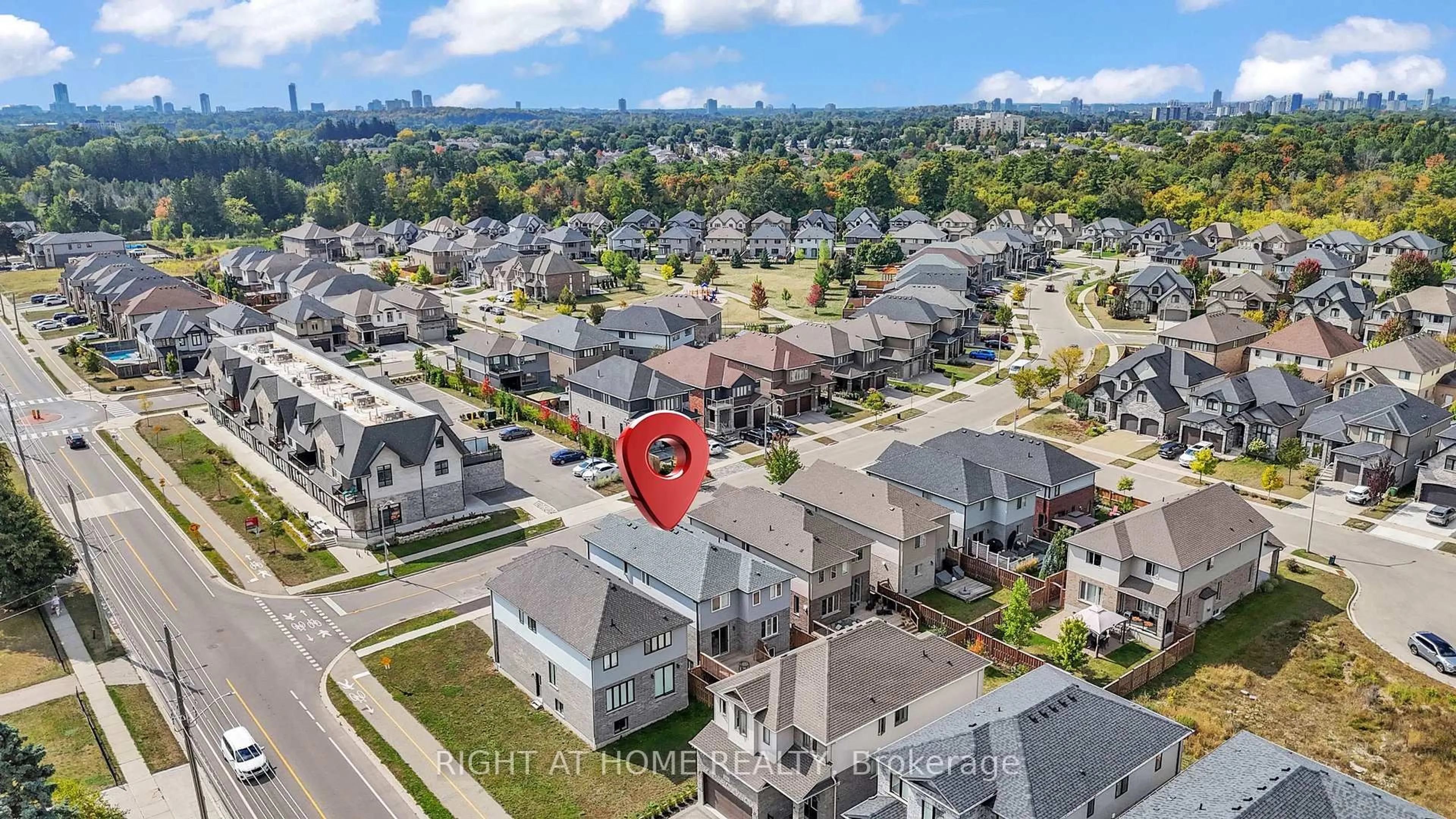 A pic from outside/outdoor area/front of a property/back of a property/a pic from drone, street for 321 Carriage Way, Waterloo Ontario N2K 0C2