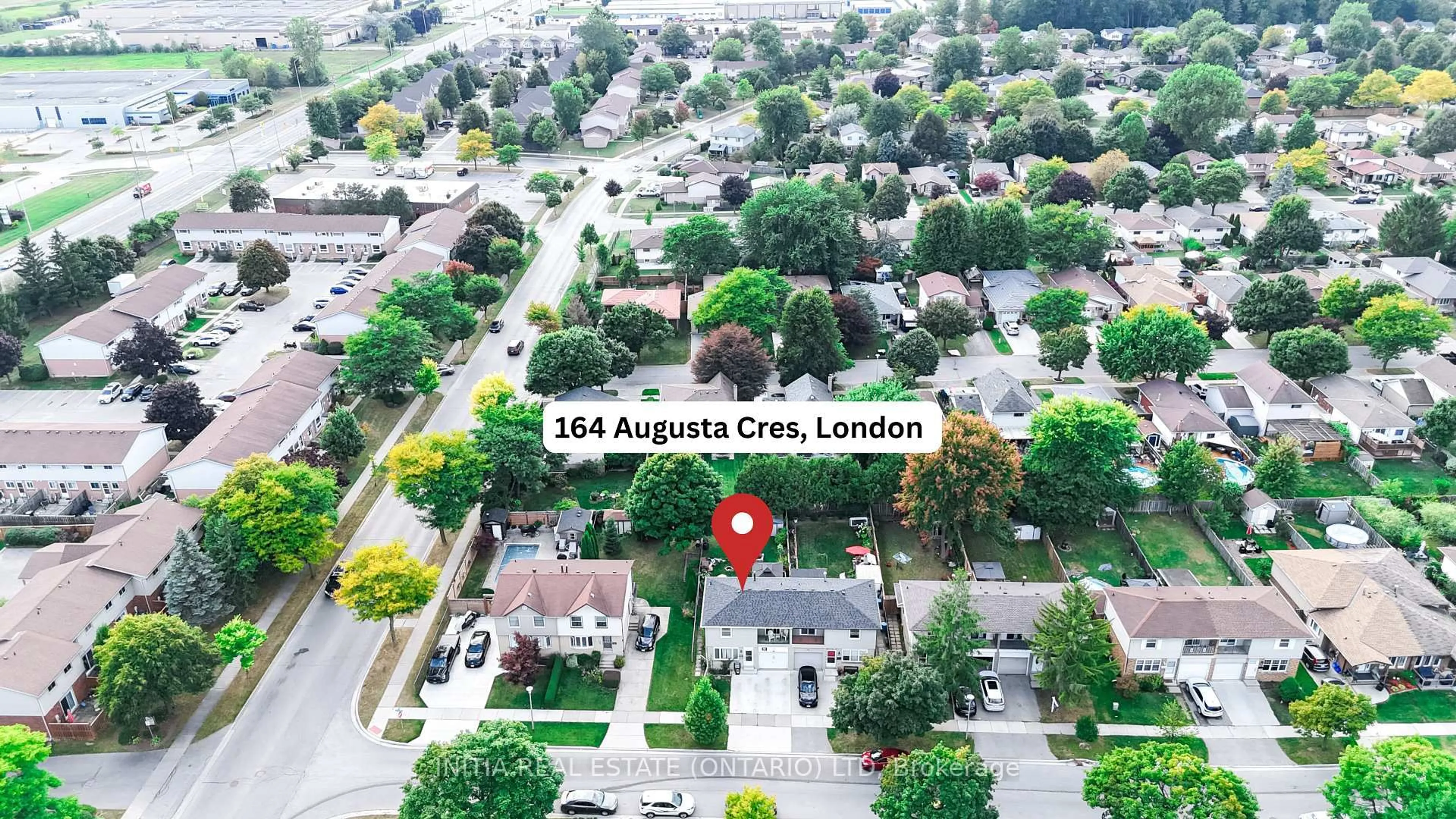 A pic from outside/outdoor area/front of a property/back of a property/a pic from drone, street for 164 Augusta Cres, London South Ontario N6E 2E1