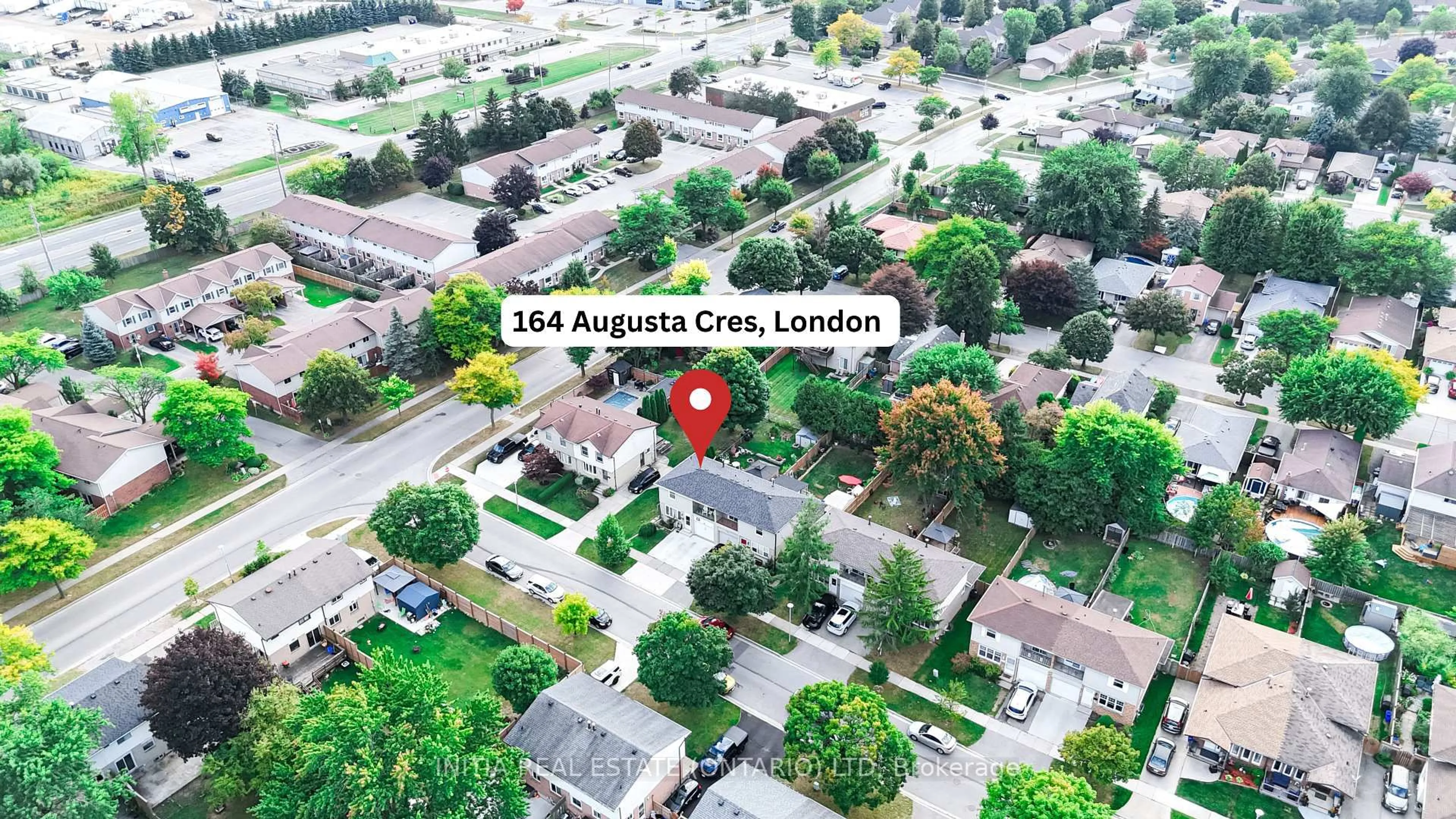 A pic from outside/outdoor area/front of a property/back of a property/a pic from drone, street for 164 Augusta Cres, London South Ontario N6E 2E1