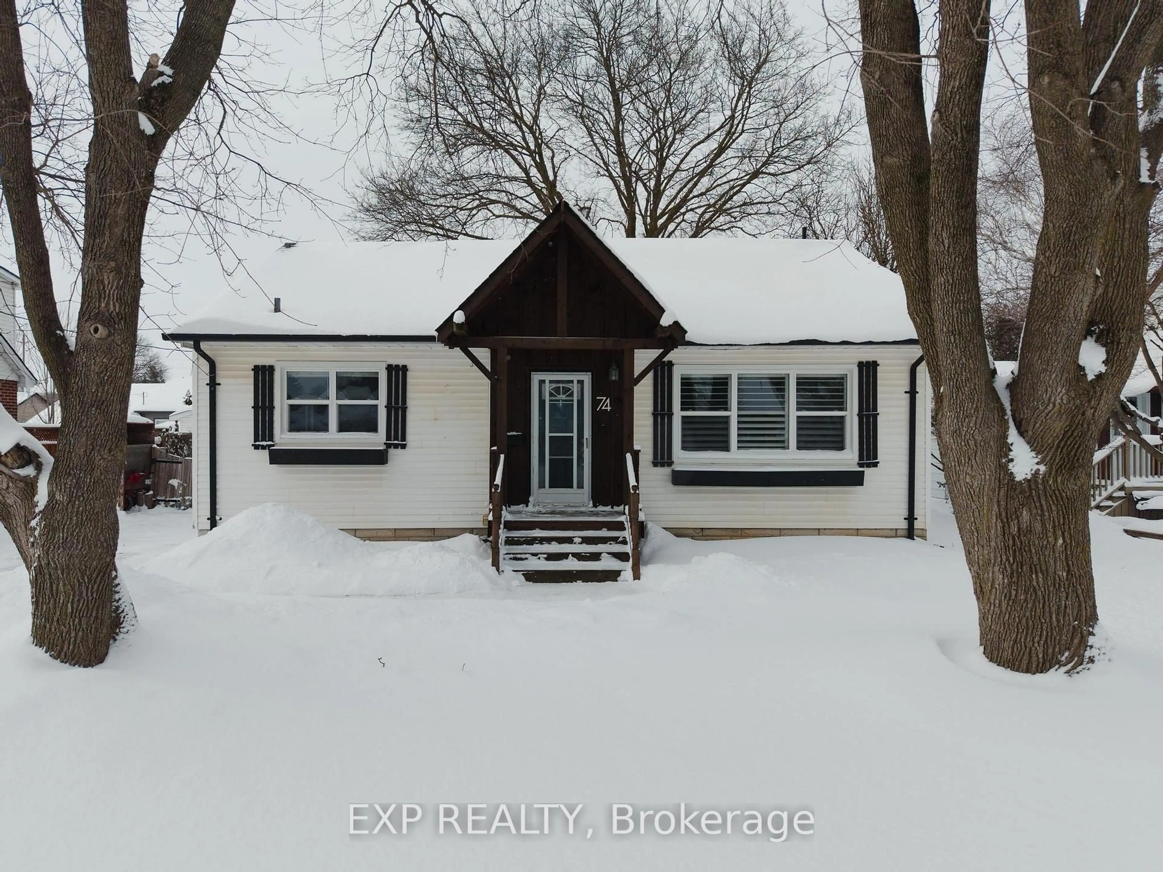 Unknown for 74 Duke St, Woolwich Ontario N3B 2X9