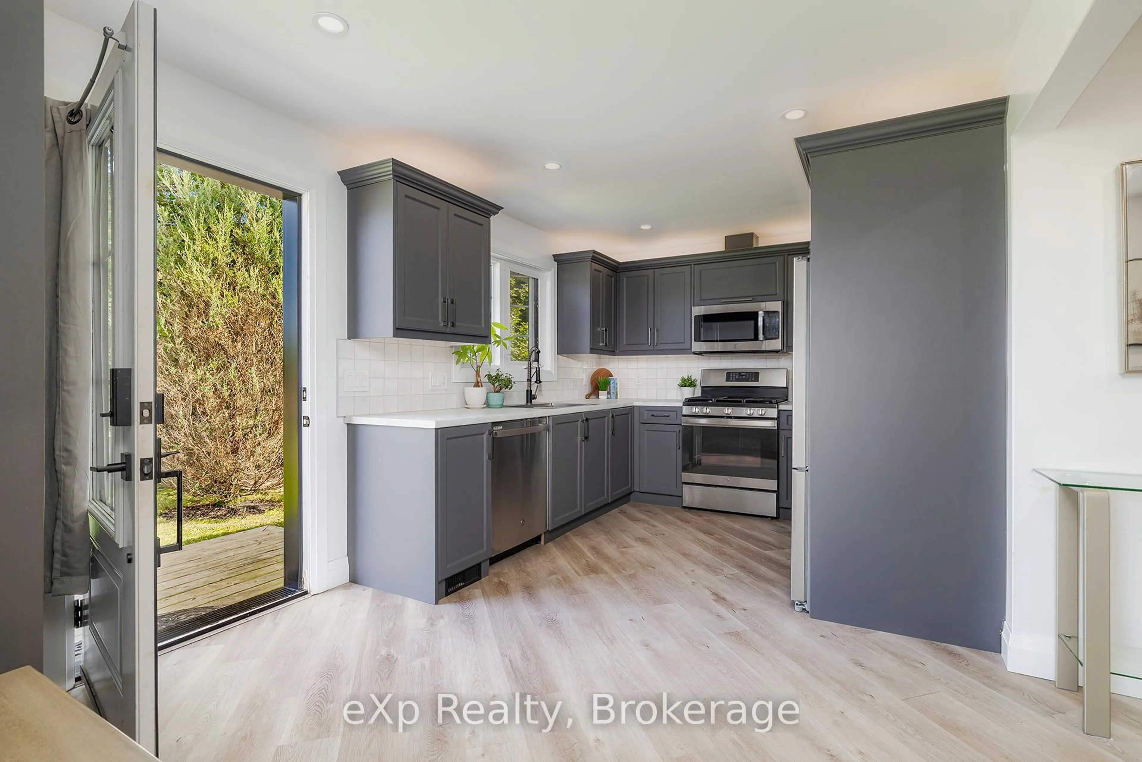 Open concept kitchen, unknown for 401250 Grey 4 Rd, West Grey Ontario N4N 3B8