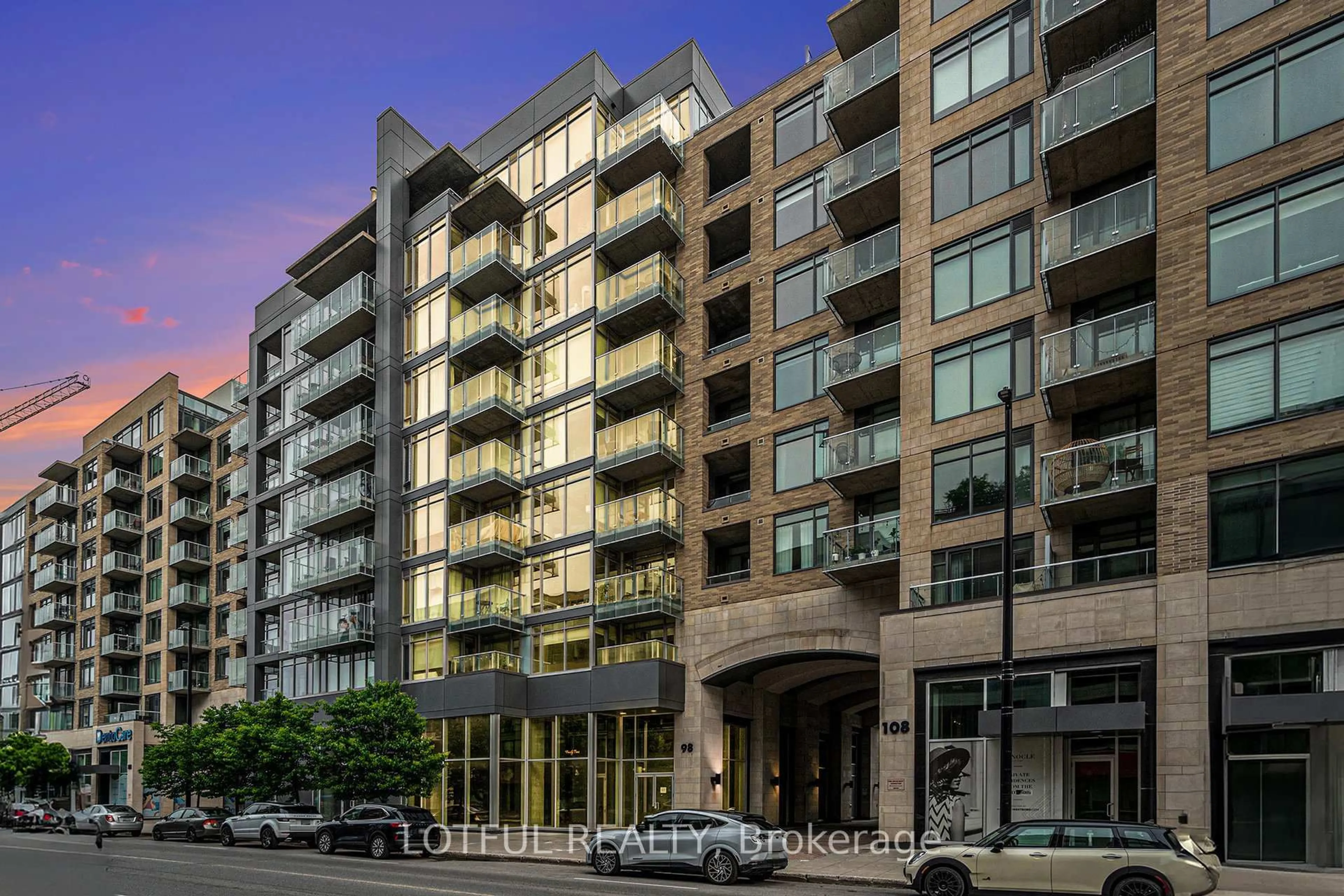 Unknown for 98 Richmond Rd #701, Ottawa Ontario K1Z 0B2