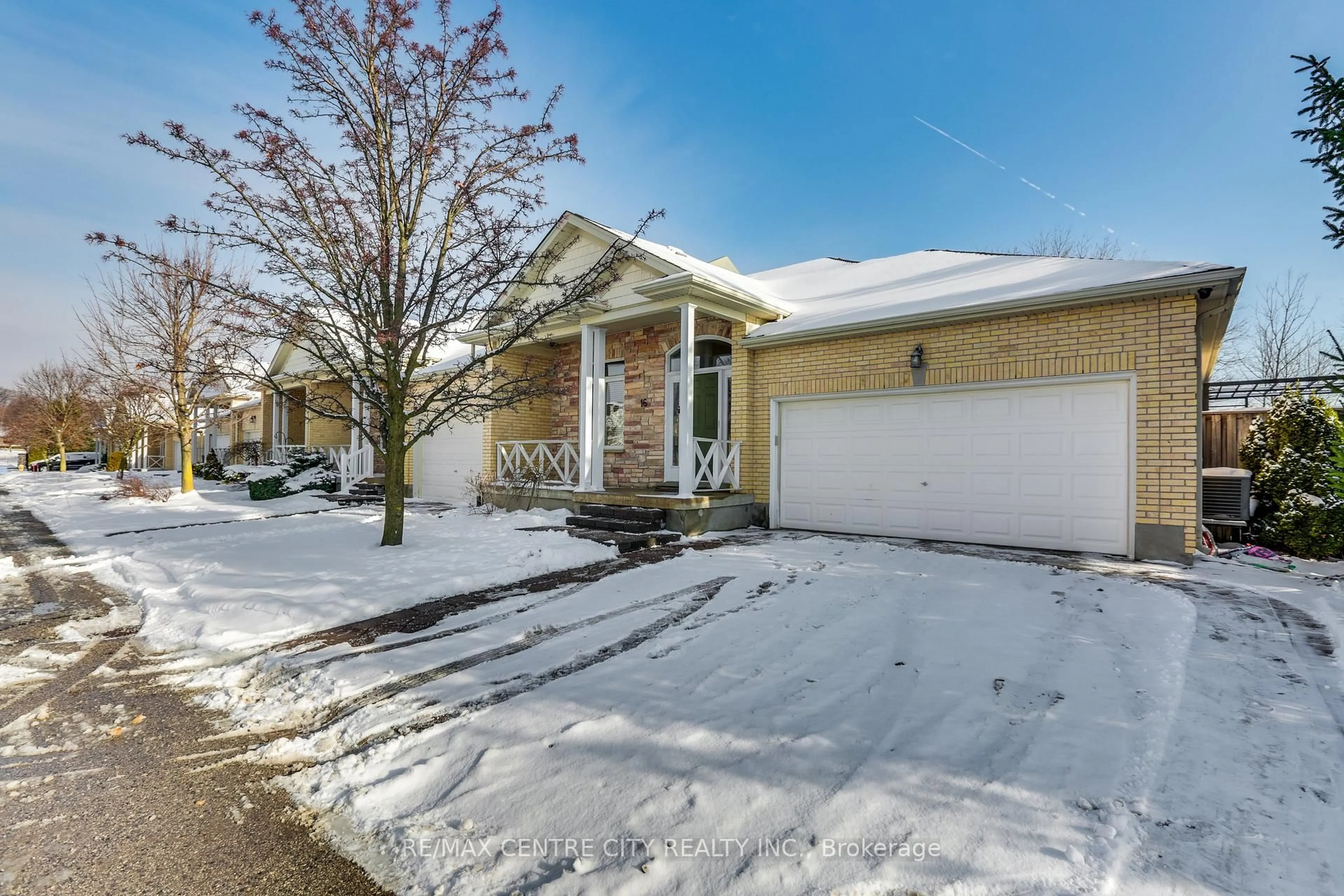 A pic from outside/outdoor area/front of a property/back of a property/a pic from drone, street for 947 Adirondack Rd #16, London South Ontario N6K 4Y7