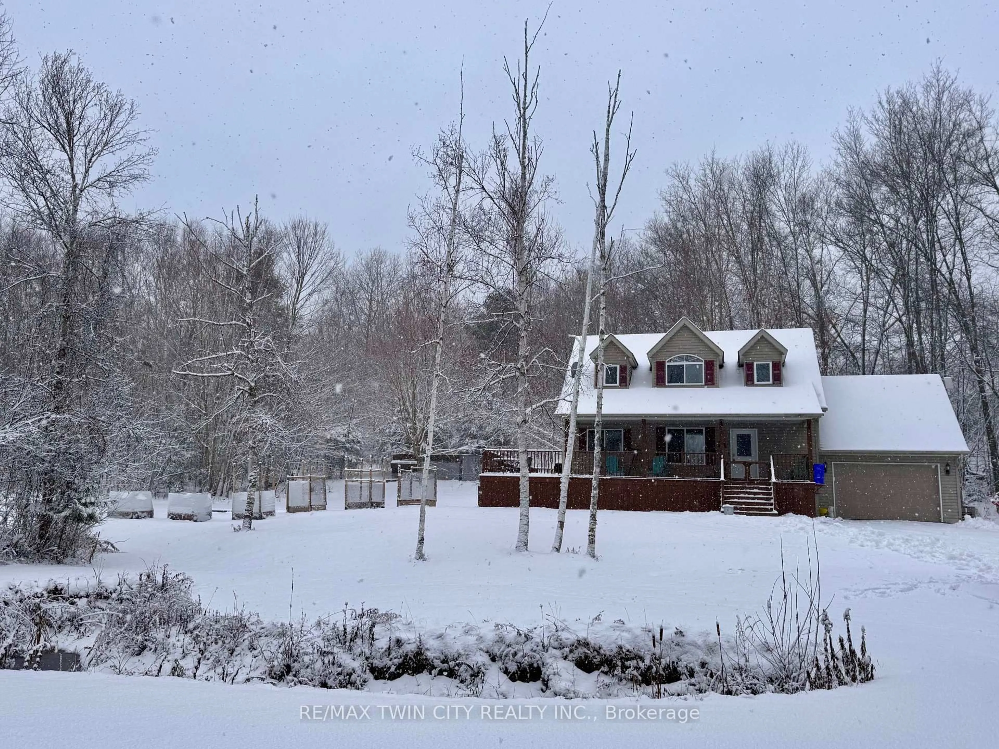 A pic from outside/outdoor area/front of a property/back of a property/a pic from drone, mountain view for 152B Wannamaker Rd, Stirling Ontario K0K 3E0