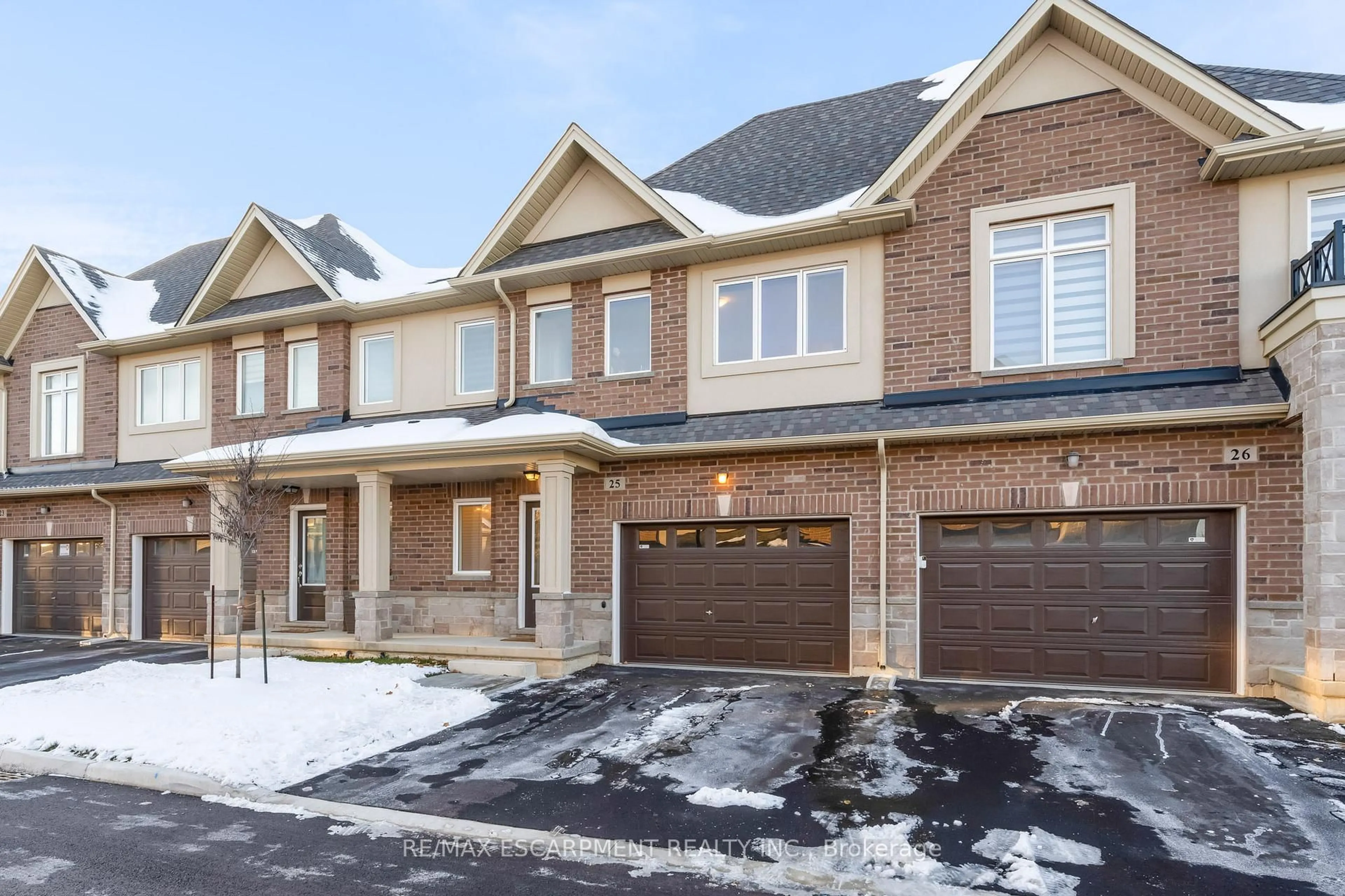 Home with brick exterior material, street for 205 Thames Way #25, Hamilton Ontario L0R 1W0