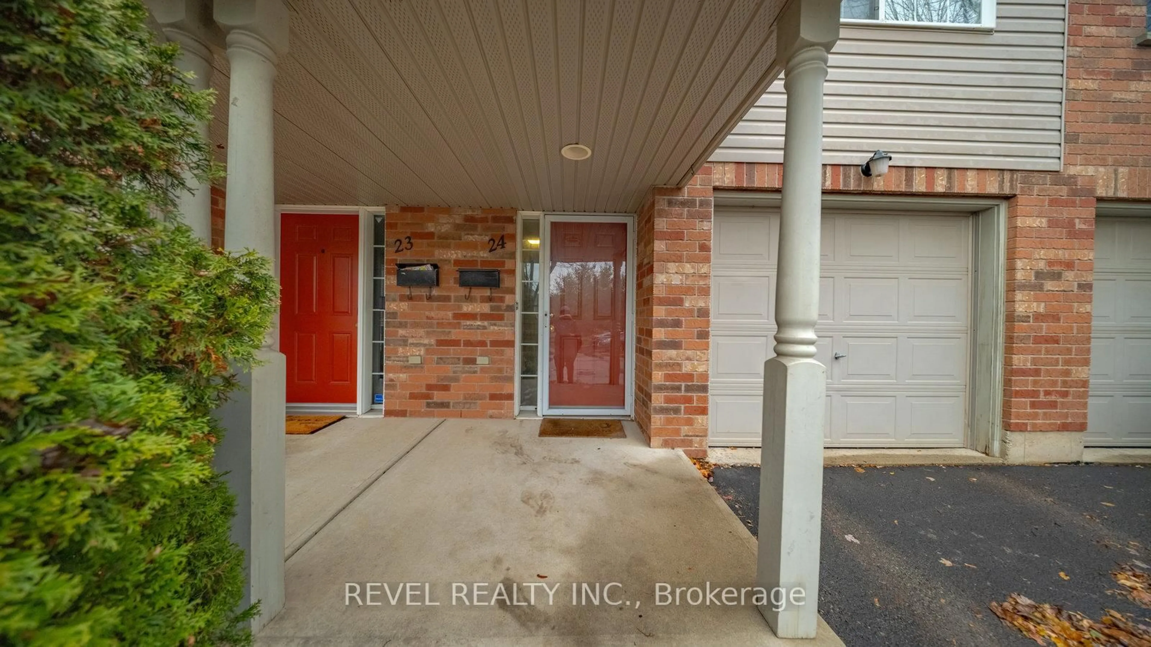 Unknown for 120 Dudhope Ave #24, Cambridge Ontario N1R 4T7