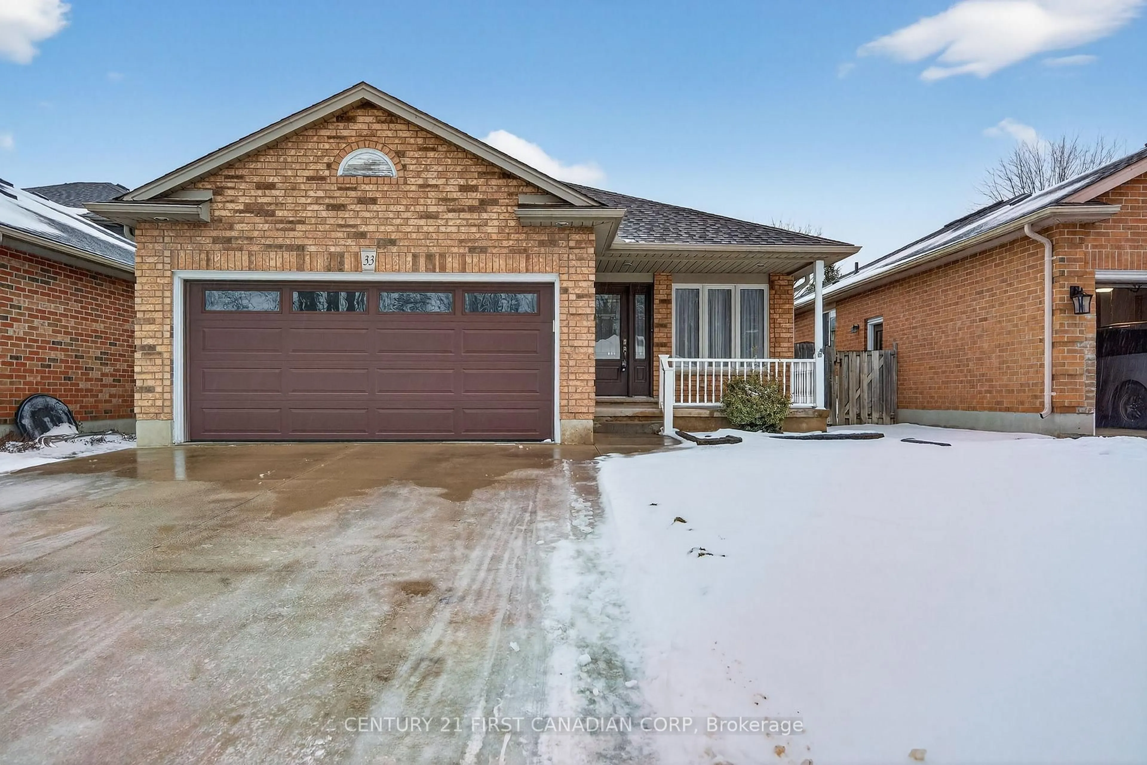 Home with brick exterior material, street for 33 Juniper Cres, Strathroy-Caradoc Ontario N7G 4G4
